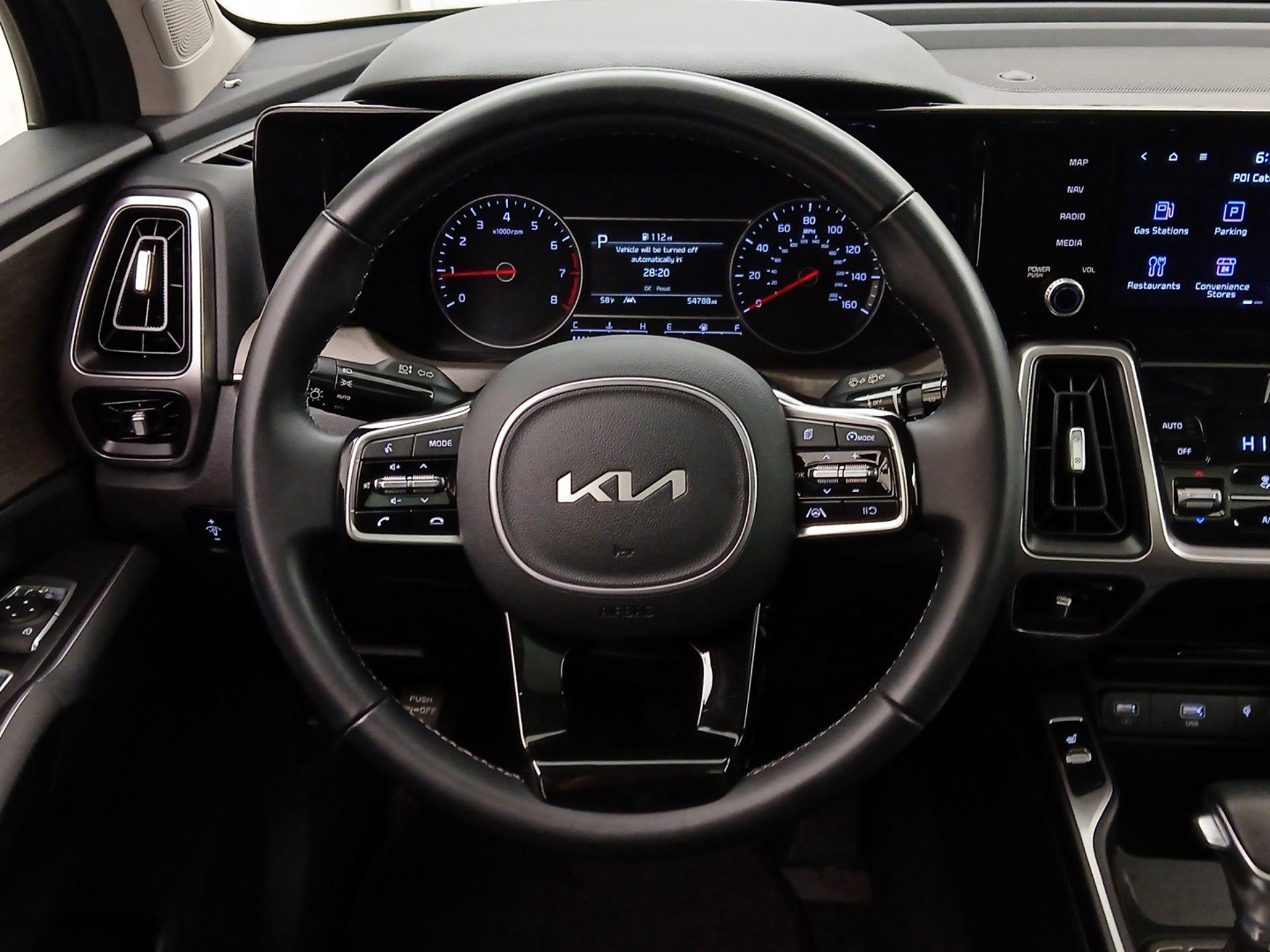 Thumbnail: 2023 Kia Sorento - 10