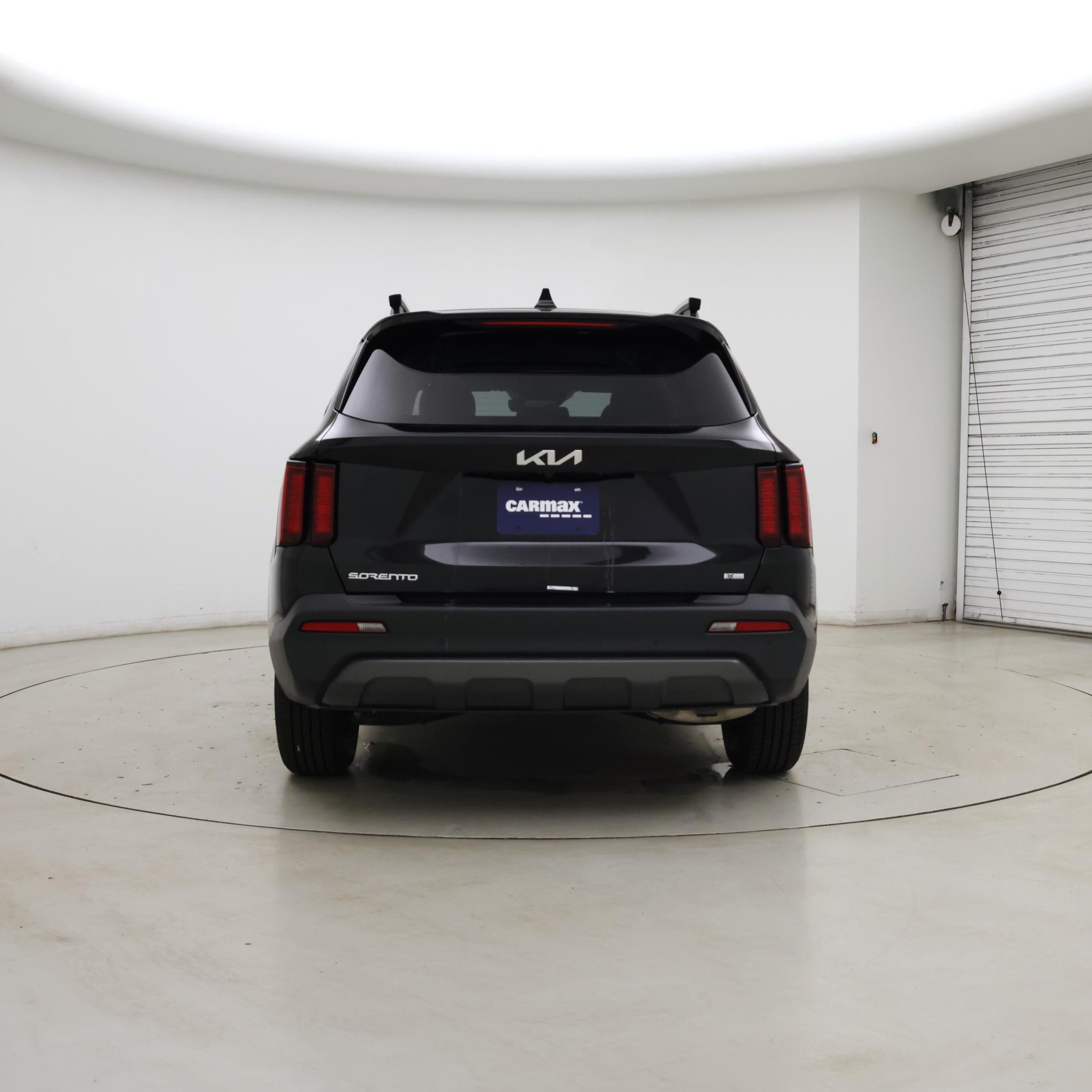 Thumbnail: 2023 Kia Sorento - 6