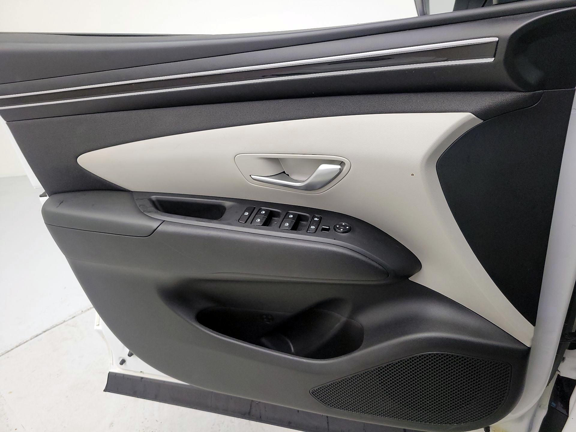 Thumbnail: 2023 Hyundai Tucson - 12