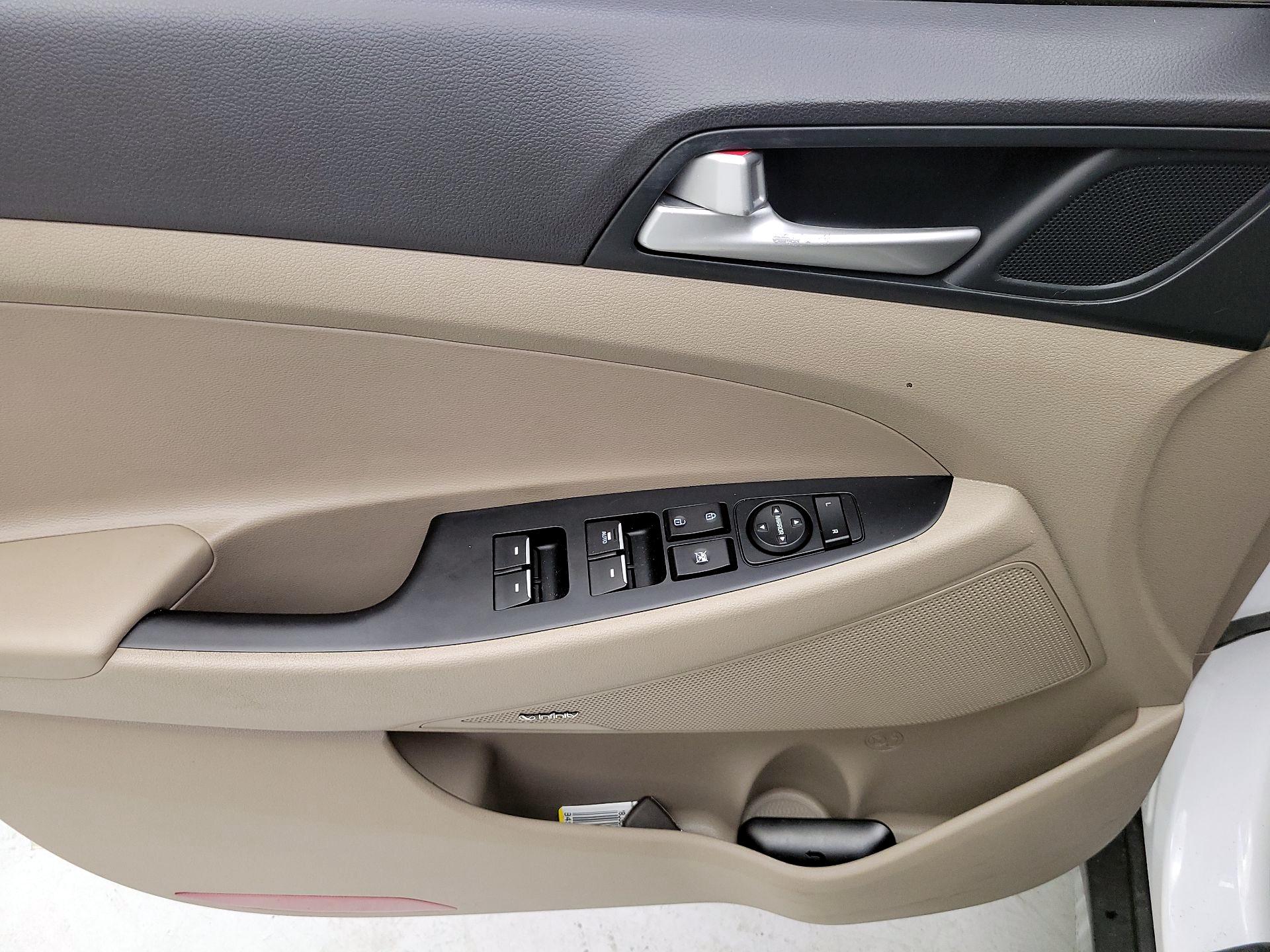 Thumbnail: 2021 Hyundai Tucson - 12