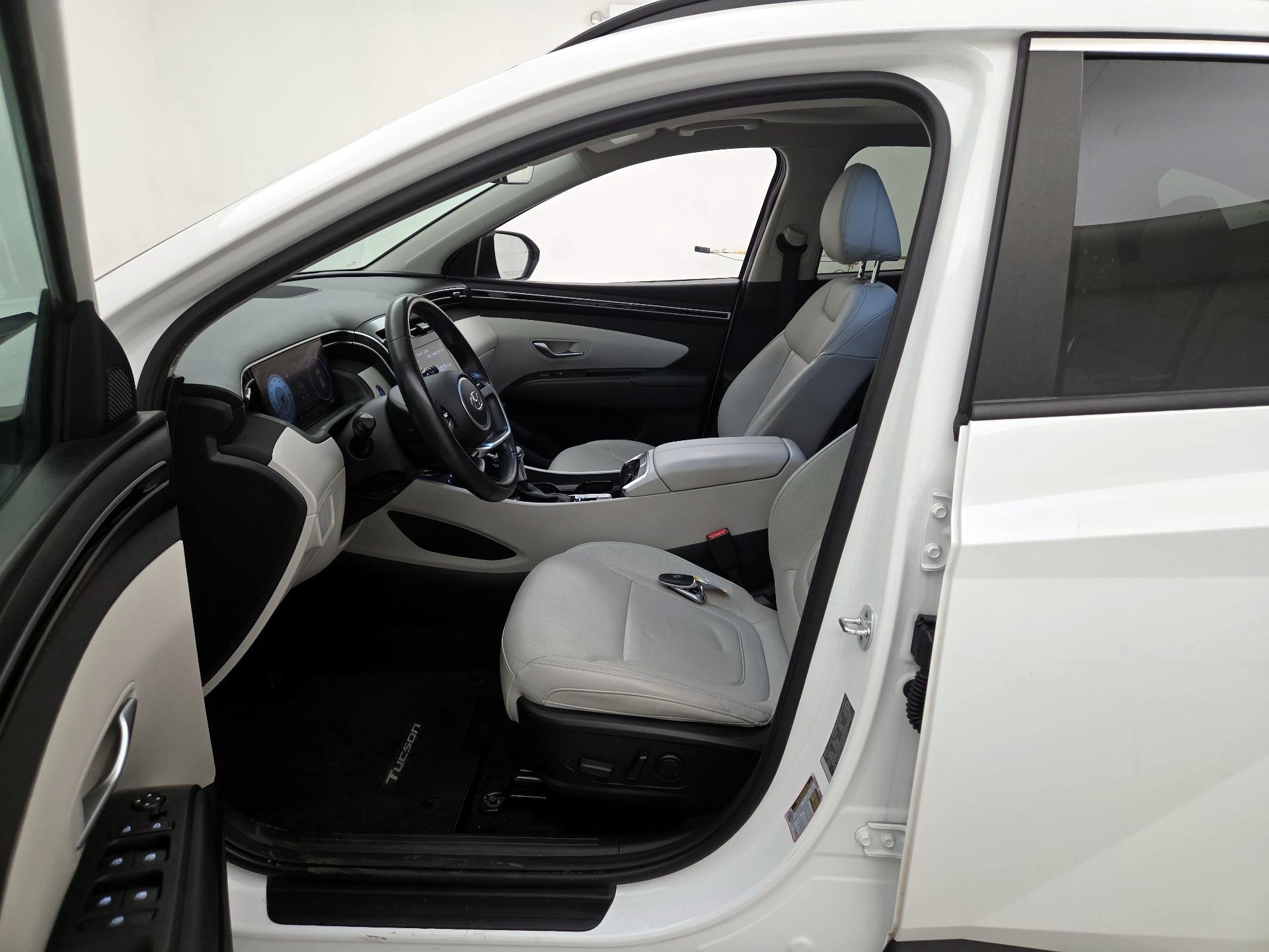 Thumbnail: 2023 Hyundai Tucson - 11