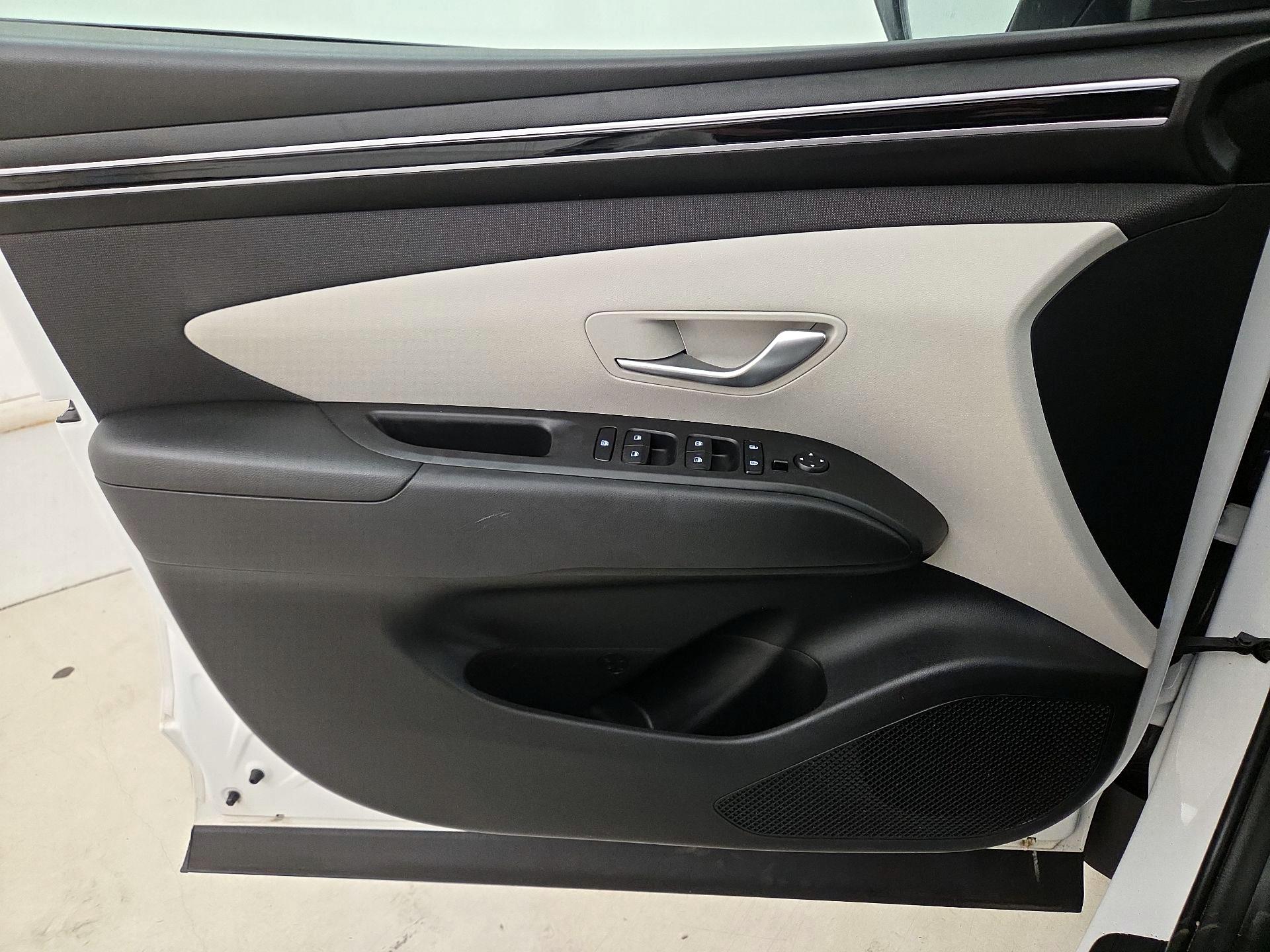 Thumbnail: 2023 Hyundai Tucson - 12