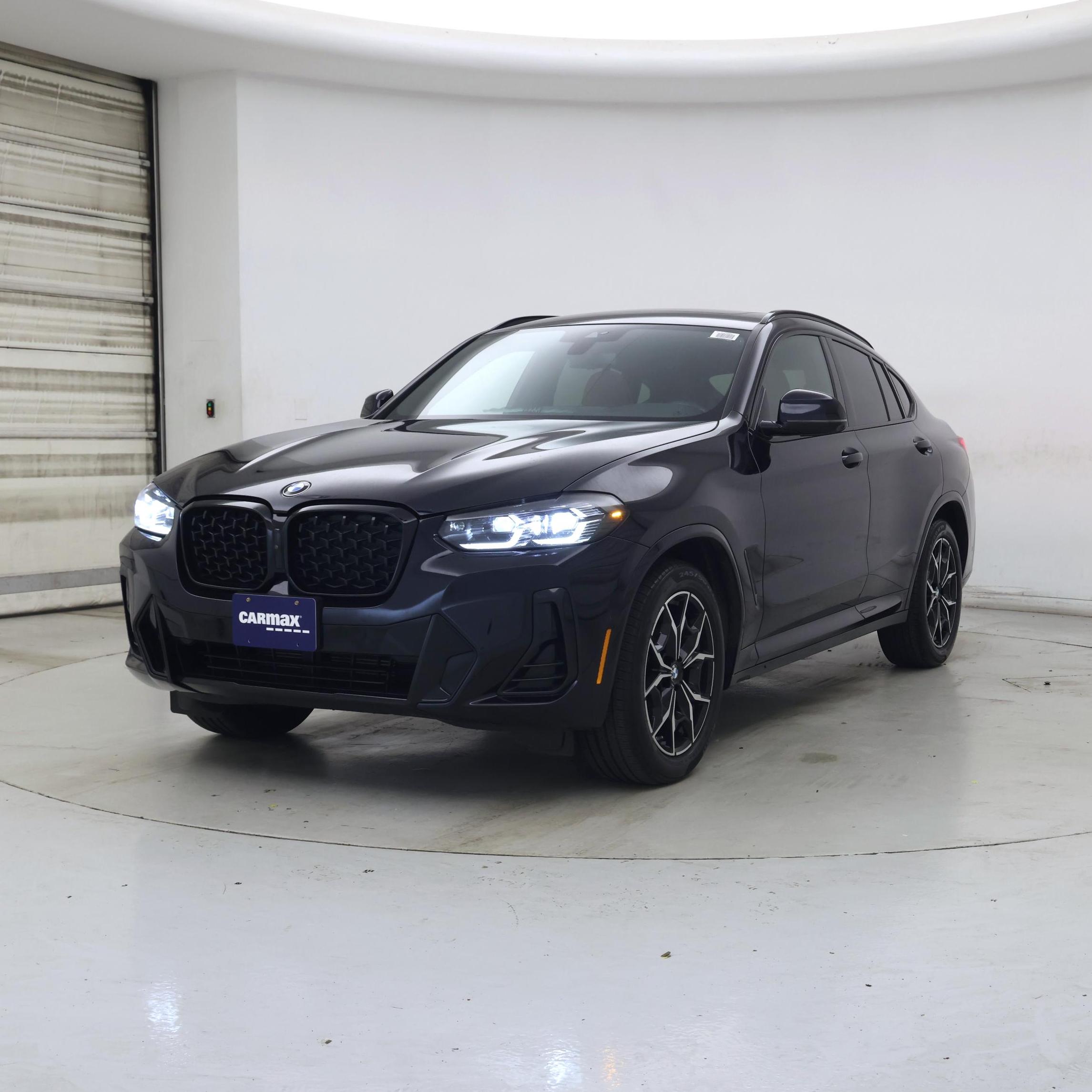 Thumbnail: 2023 BMW X4 - 4