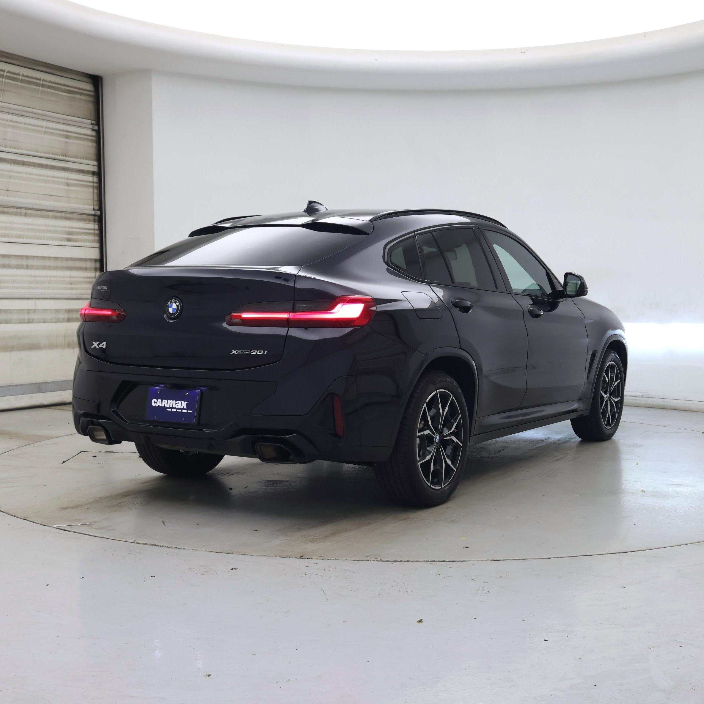 Thumbnail: 2023 BMW X4 - 8