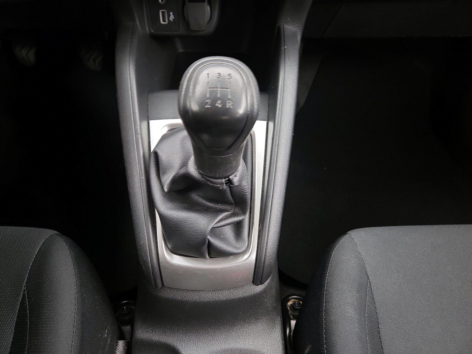 2023 Nissan Versa Sedan S - Photo 18