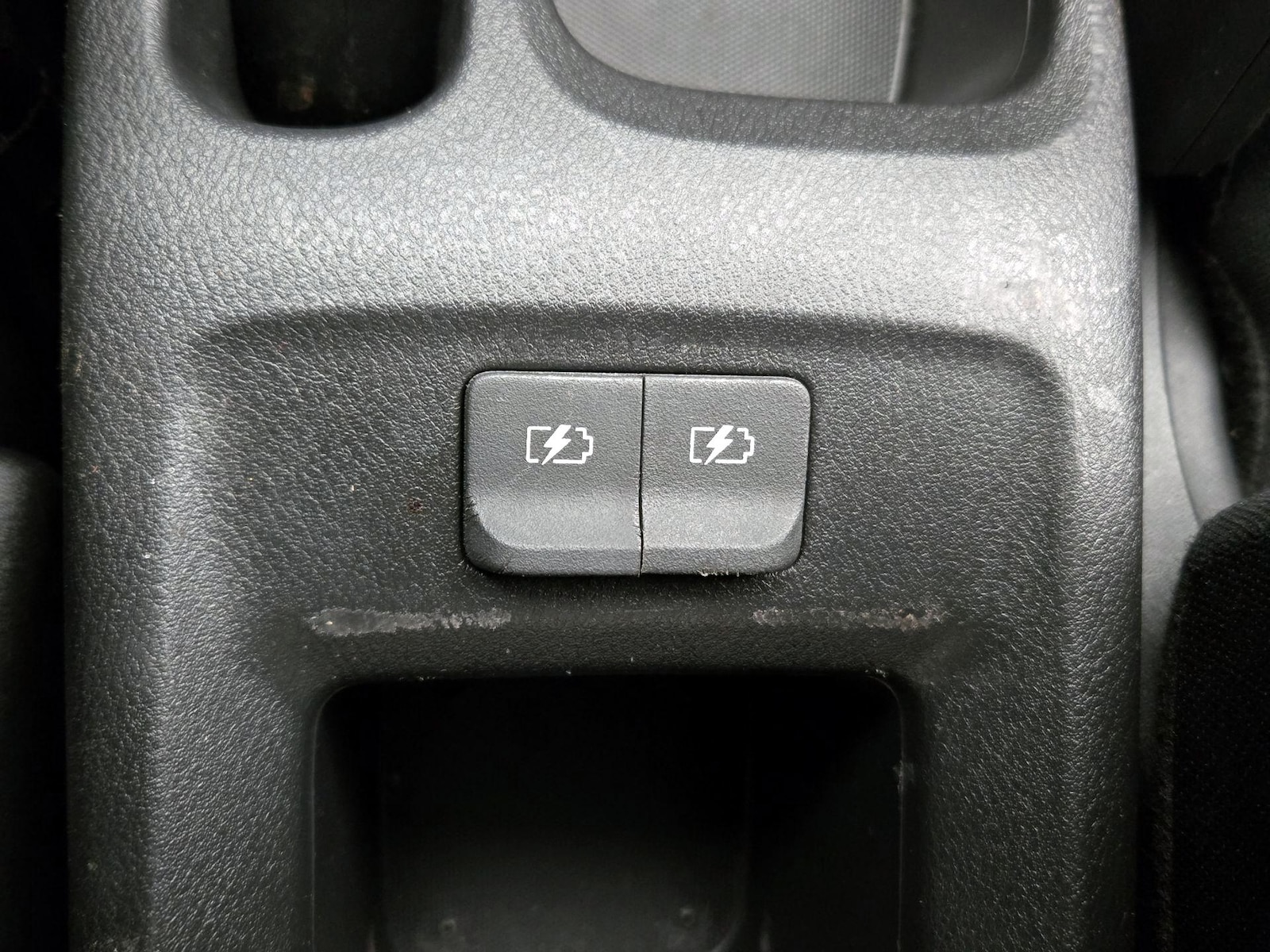 2023 Nissan Versa Sedan S - Photo 19