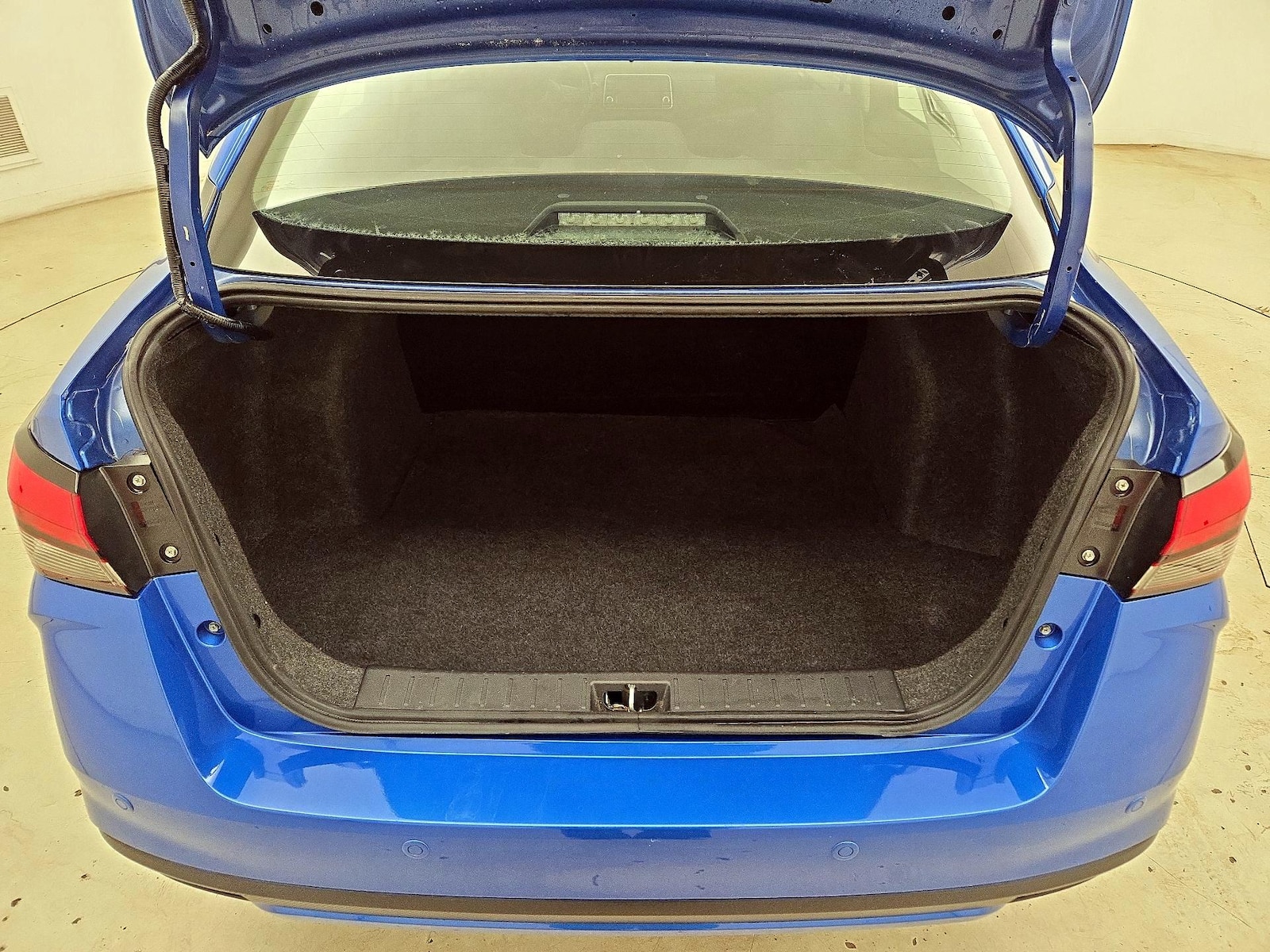 2023 Nissan Versa Sedan S - Photo 21