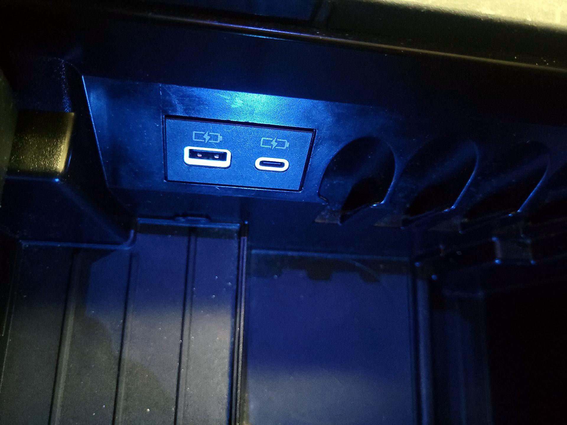 Thumbnail: 2024 Toyota Tundra - 17