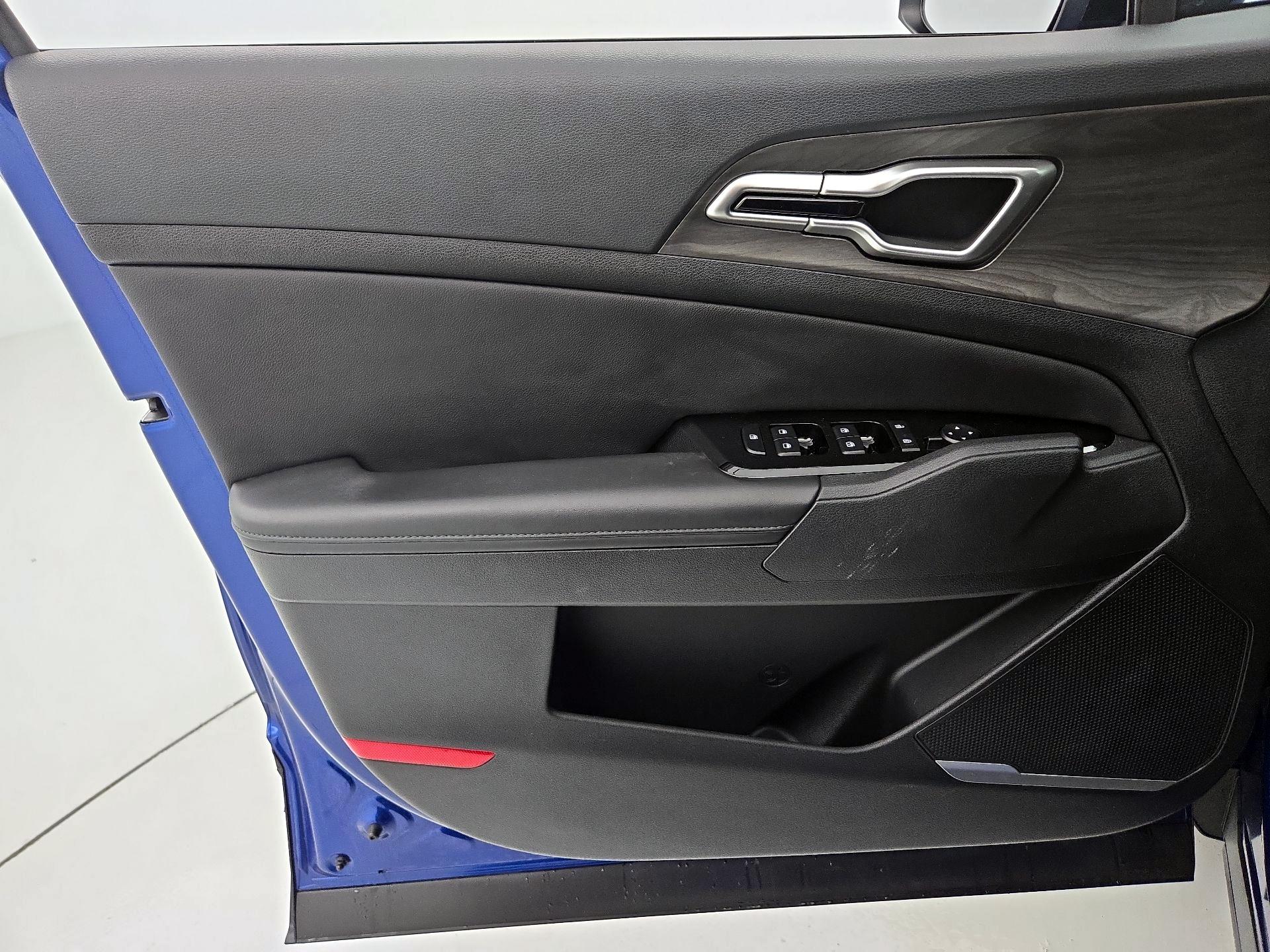 Thumbnail: 2024 Kia Sportage - 12