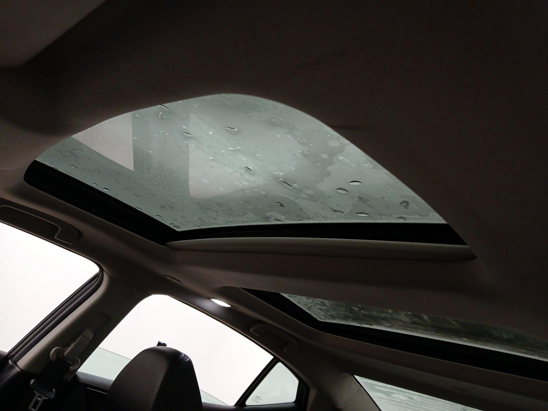 Thumbnail: 2017 Nissan Maxima - 18