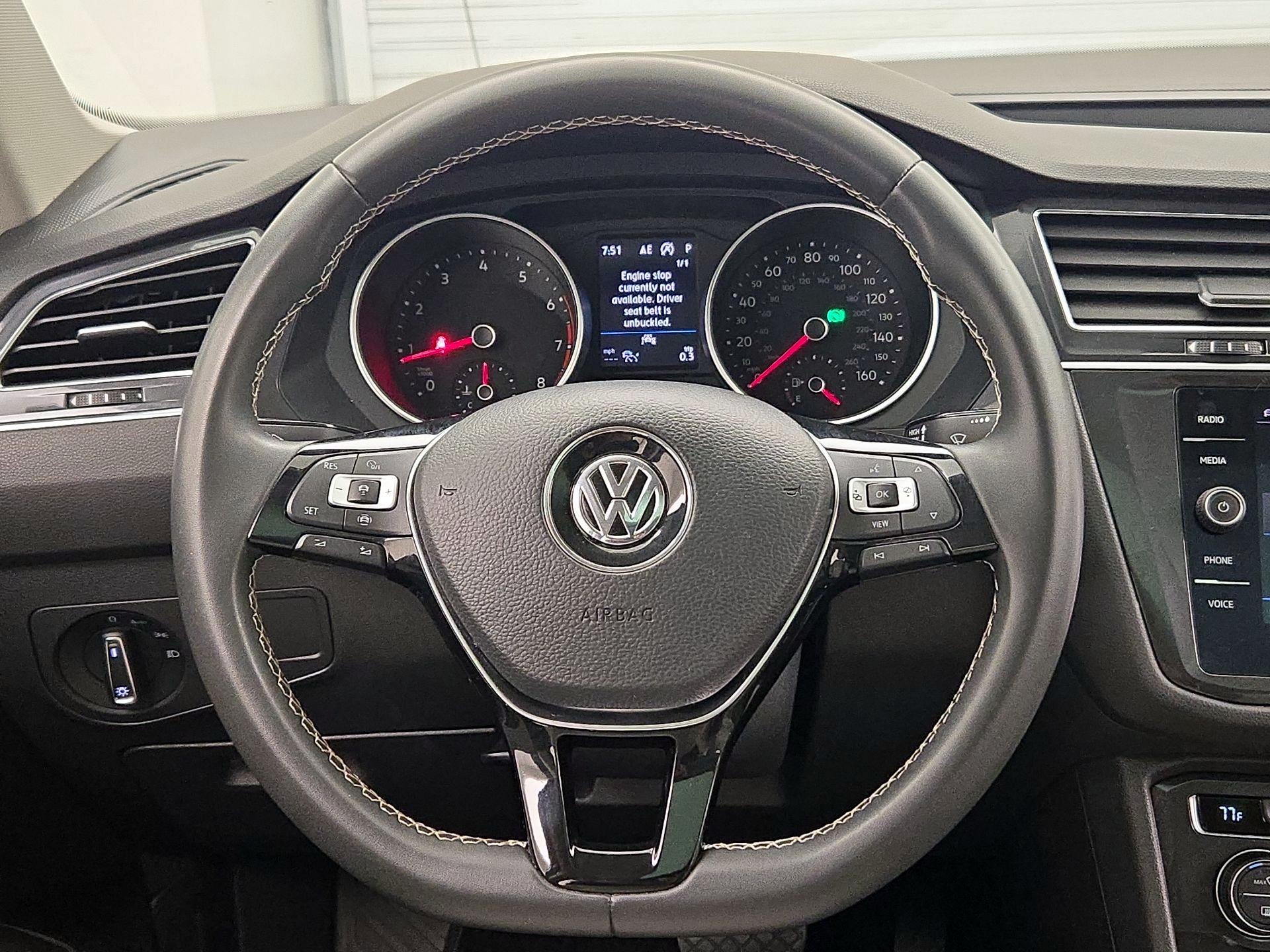 Thumbnail: 2021 Volkswagen Tiguan - 10