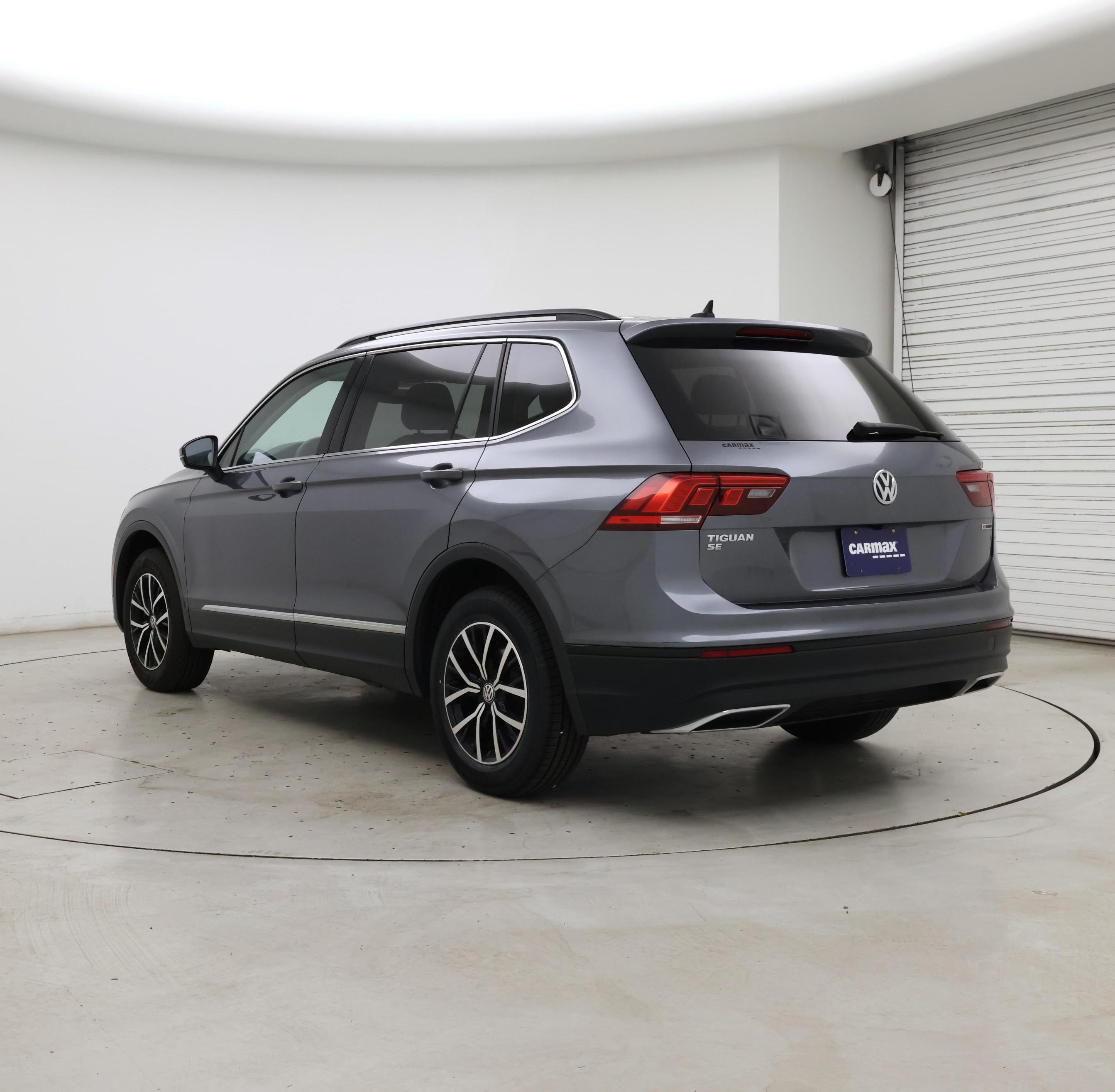 Thumbnail: 2021 Volkswagen Tiguan - 2