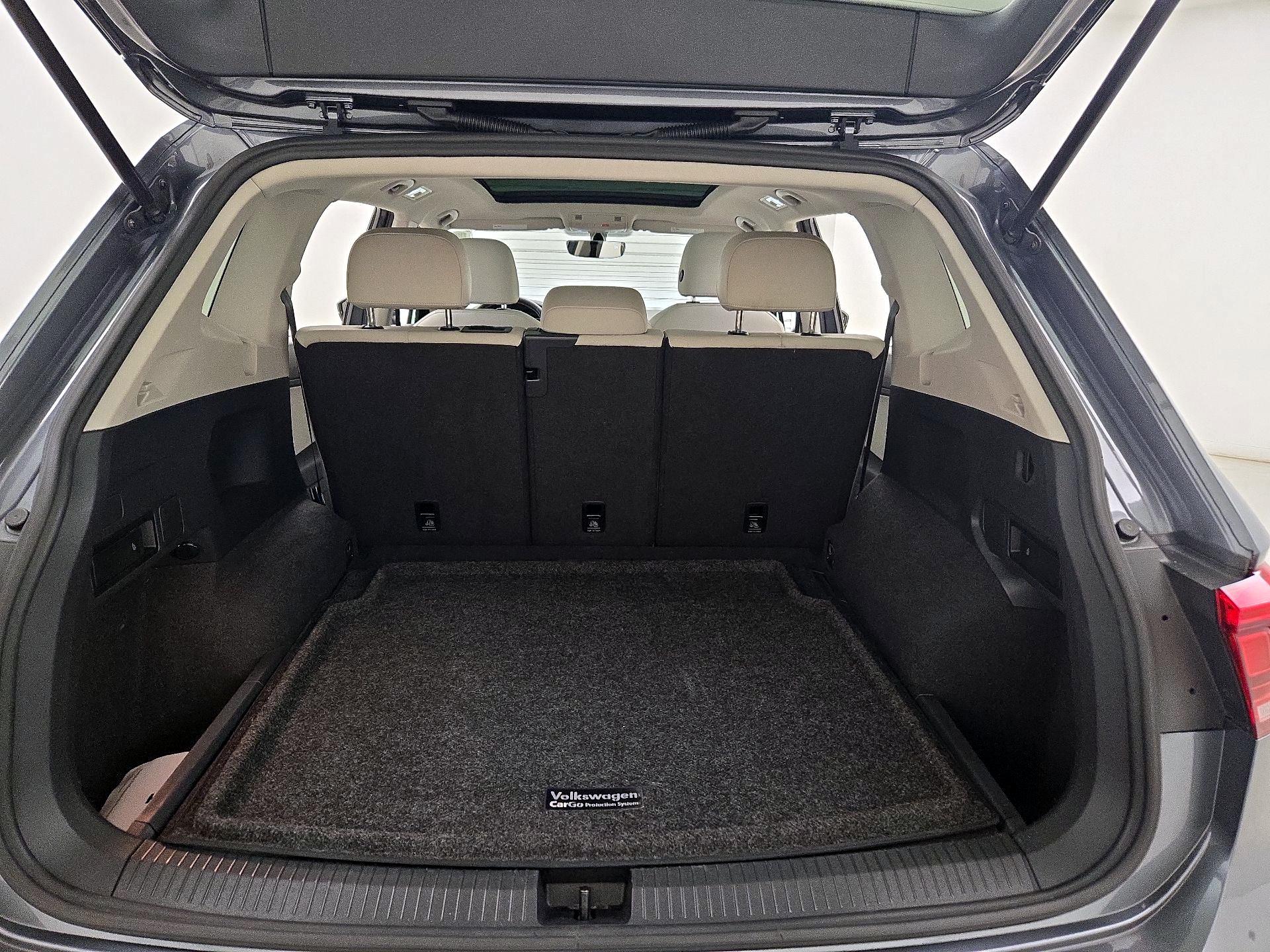 Thumbnail: 2021 Volkswagen Tiguan - 20