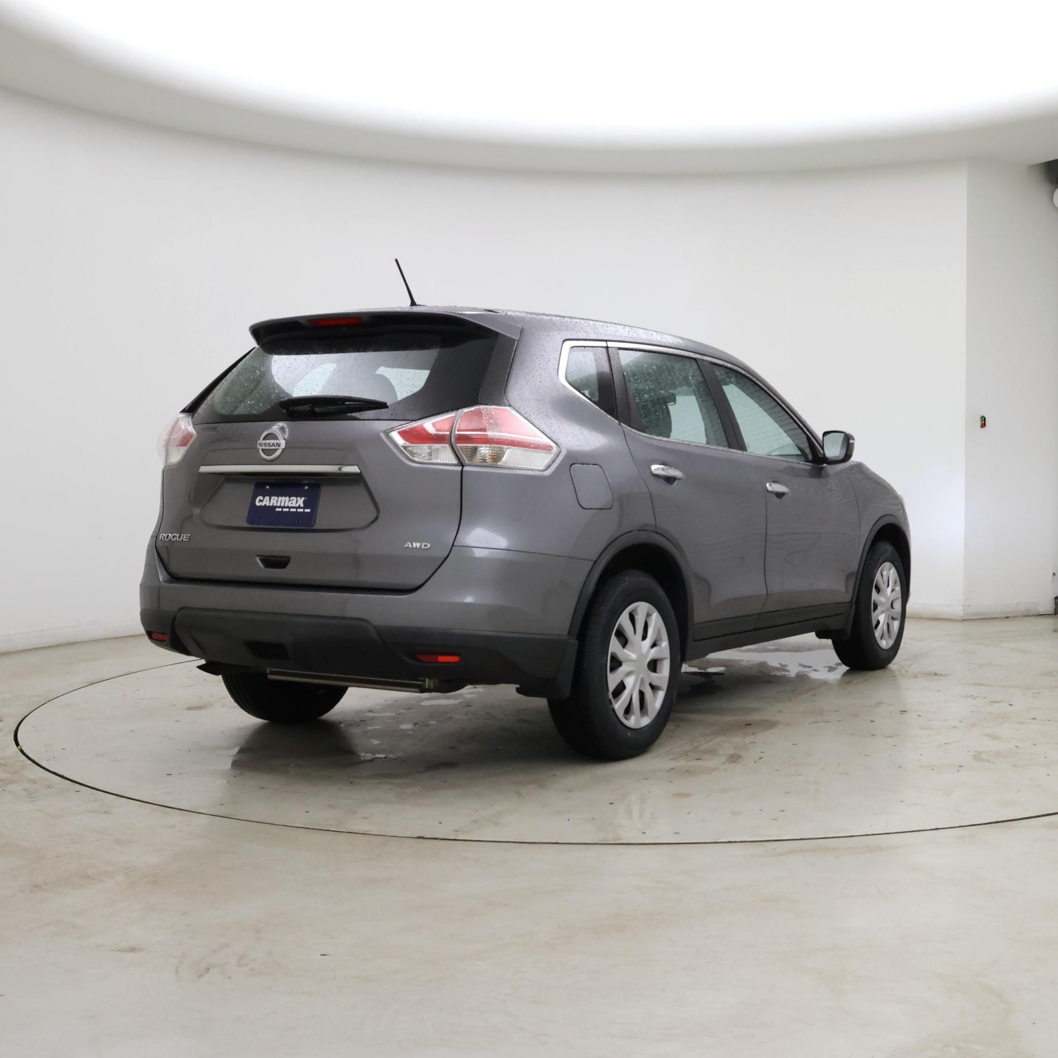 Thumbnail: 2015 Nissan Rogue - 8