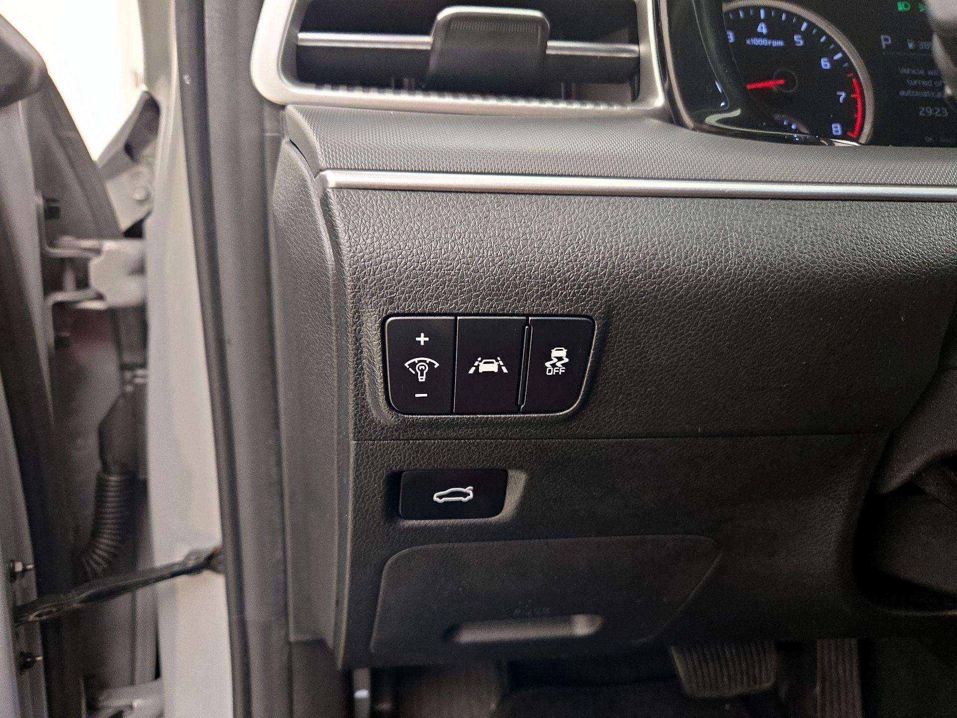 Thumbnail: 2023 Kia K5 - 13