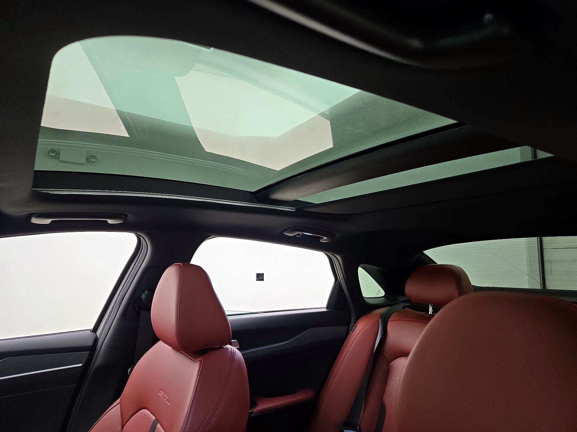 Thumbnail: 2023 Kia K5 - 18