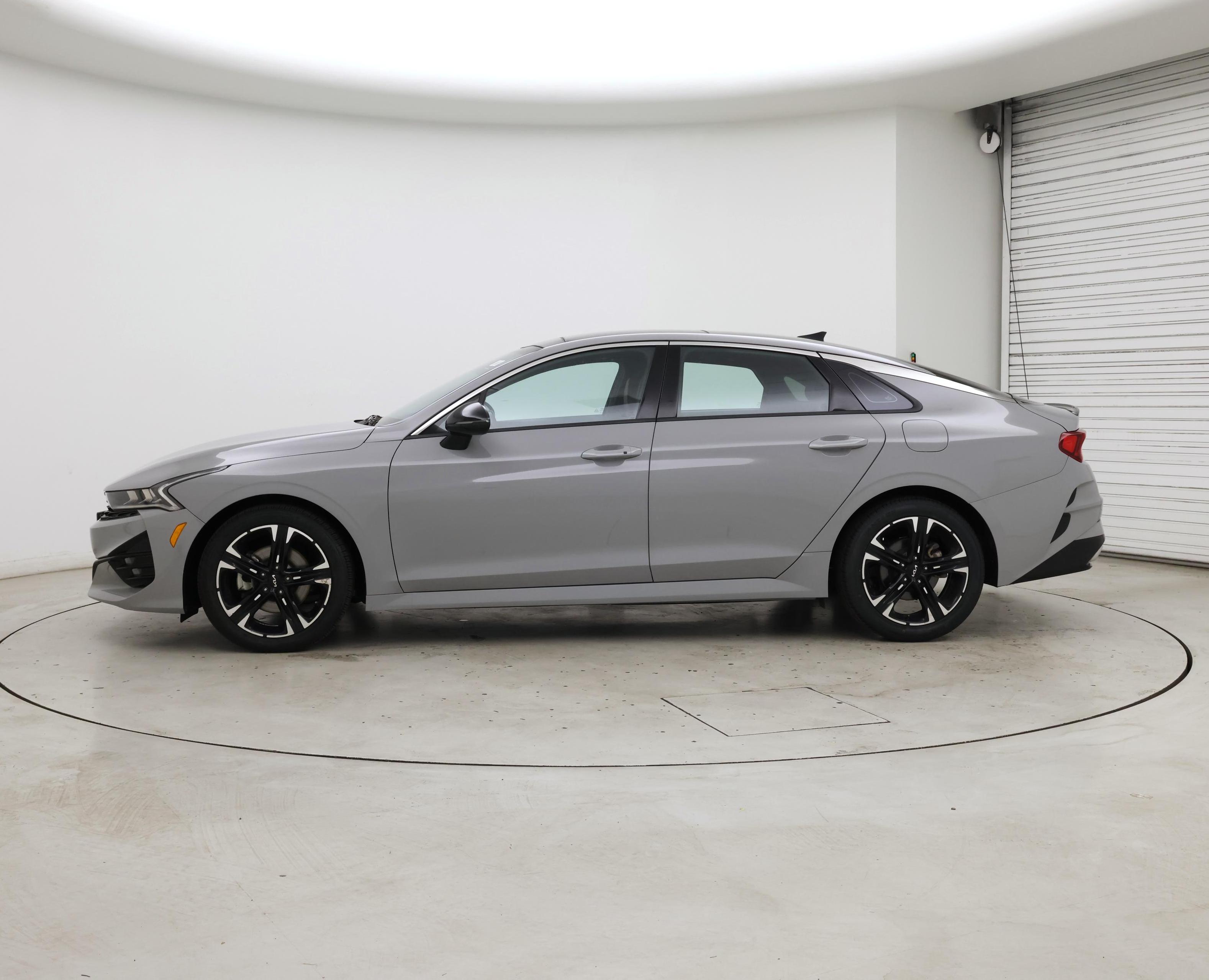 Thumbnail: 2023 Kia K5 - 3