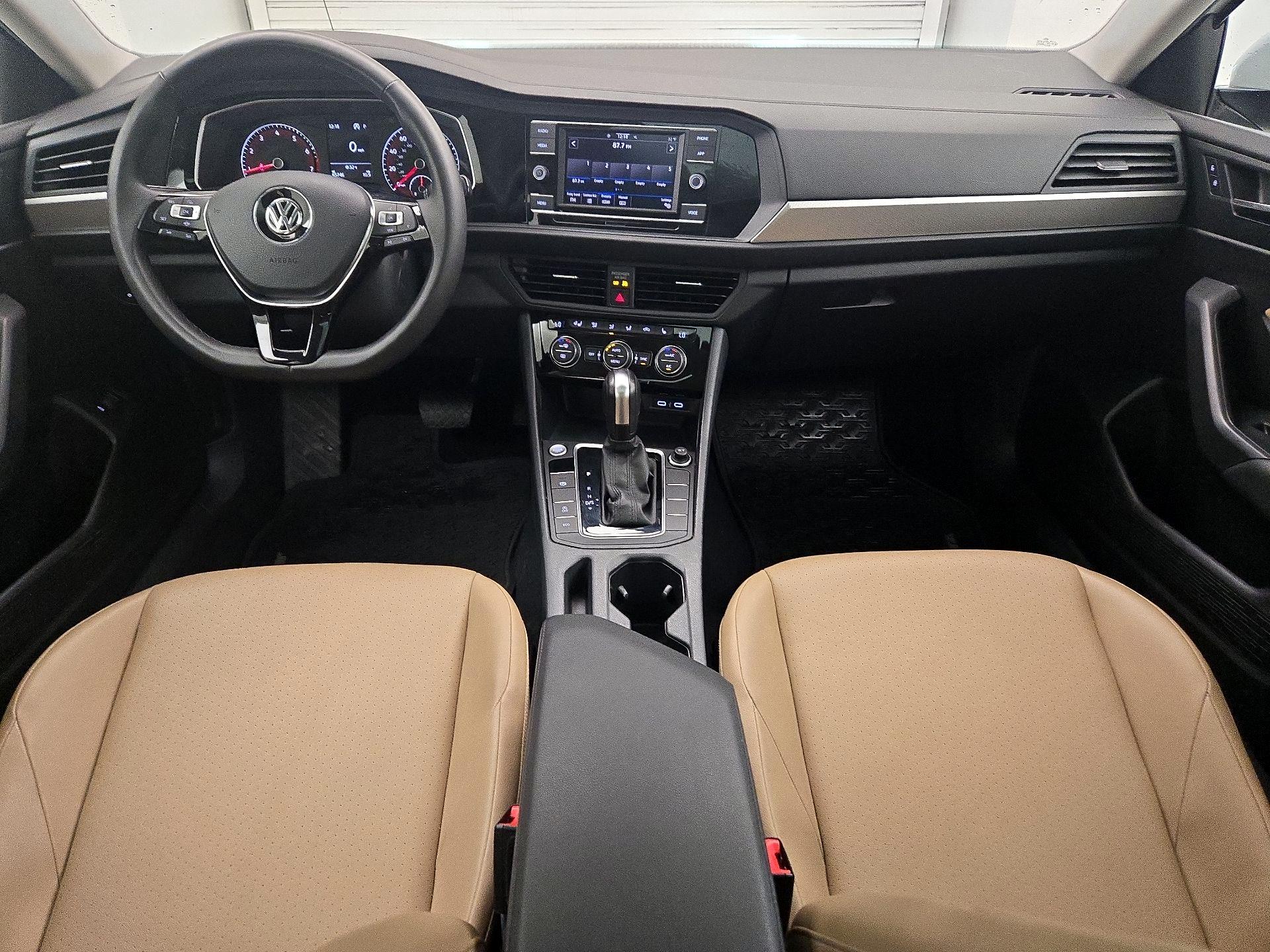 Thumbnail: 2020 Volkswagen Jetta - 9