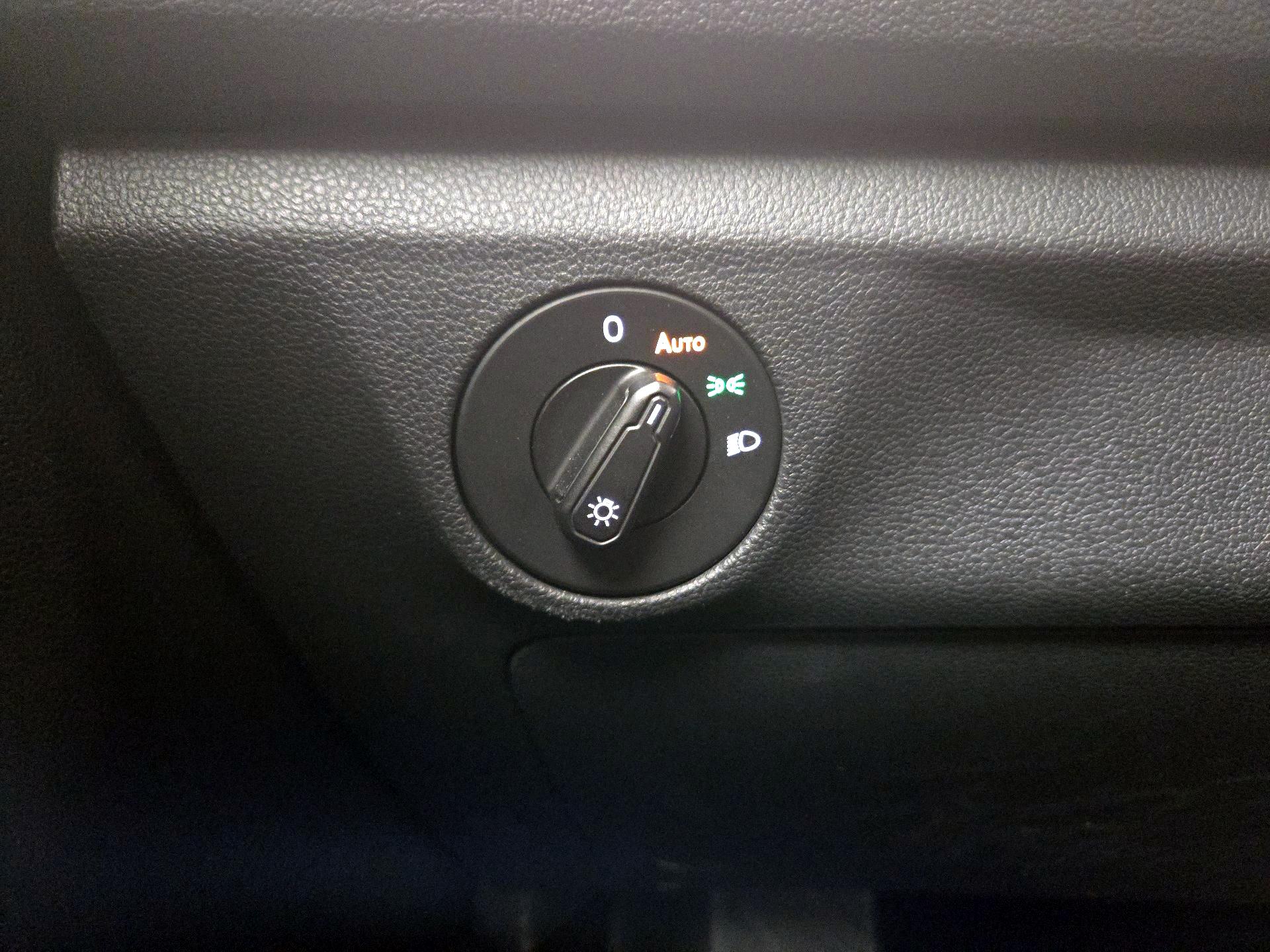 Thumbnail: 2020 Volkswagen Jetta - 13