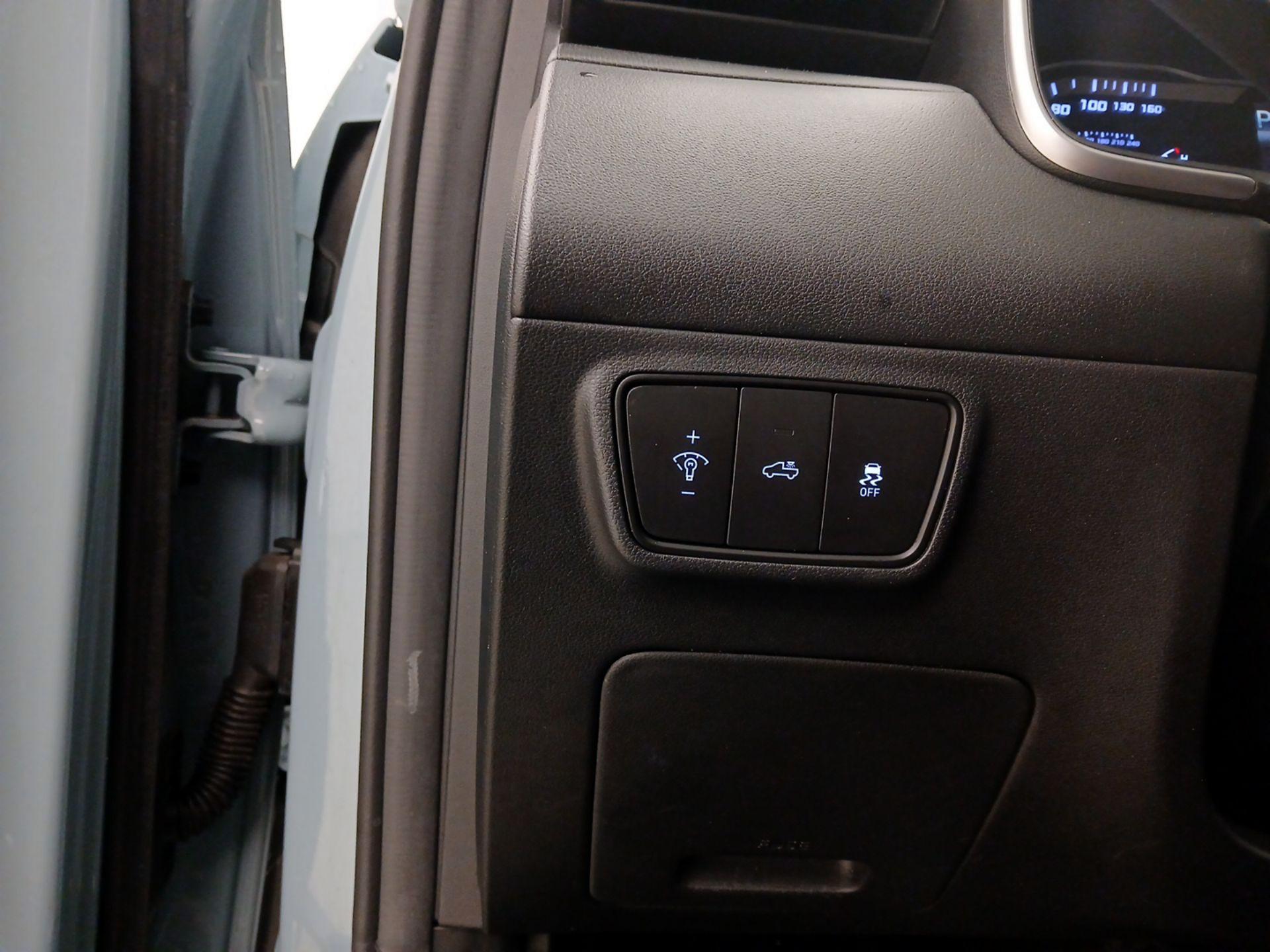 Thumbnail: 2023 Hyundai Santa Cruz - 13