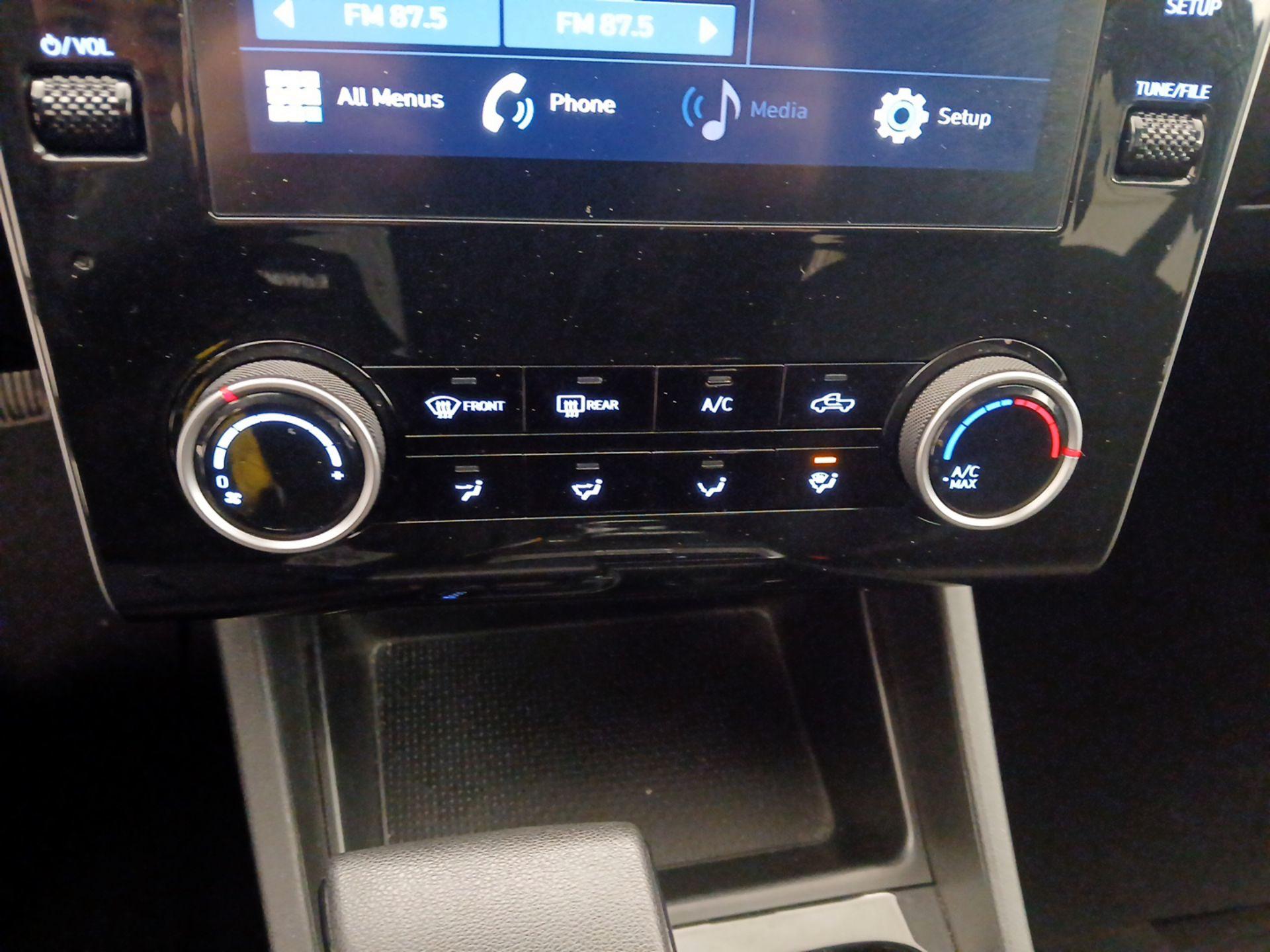 Thumbnail: 2023 Hyundai Santa Cruz - 16