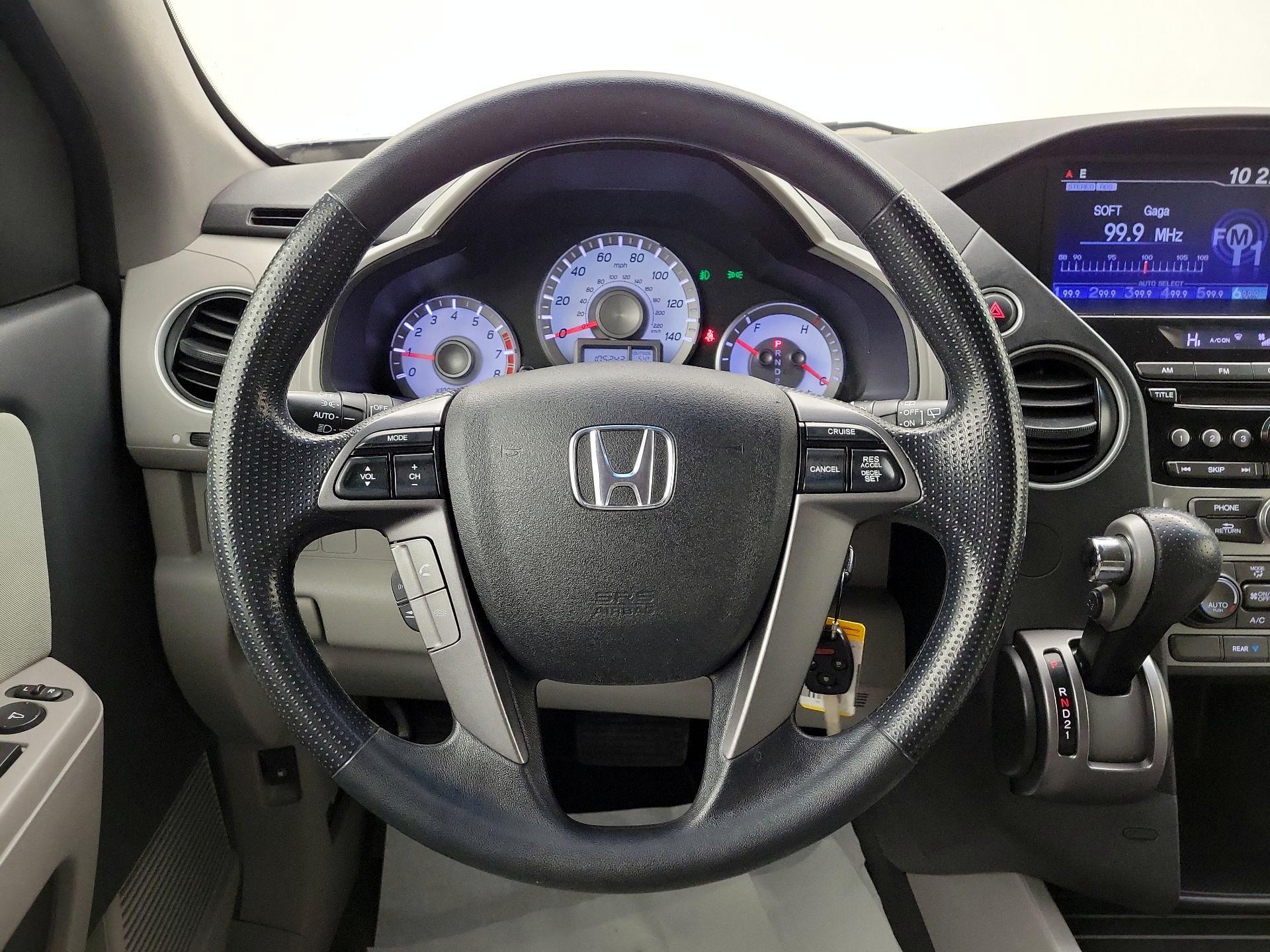 Thumbnail: 2015 Honda Pilot - 10