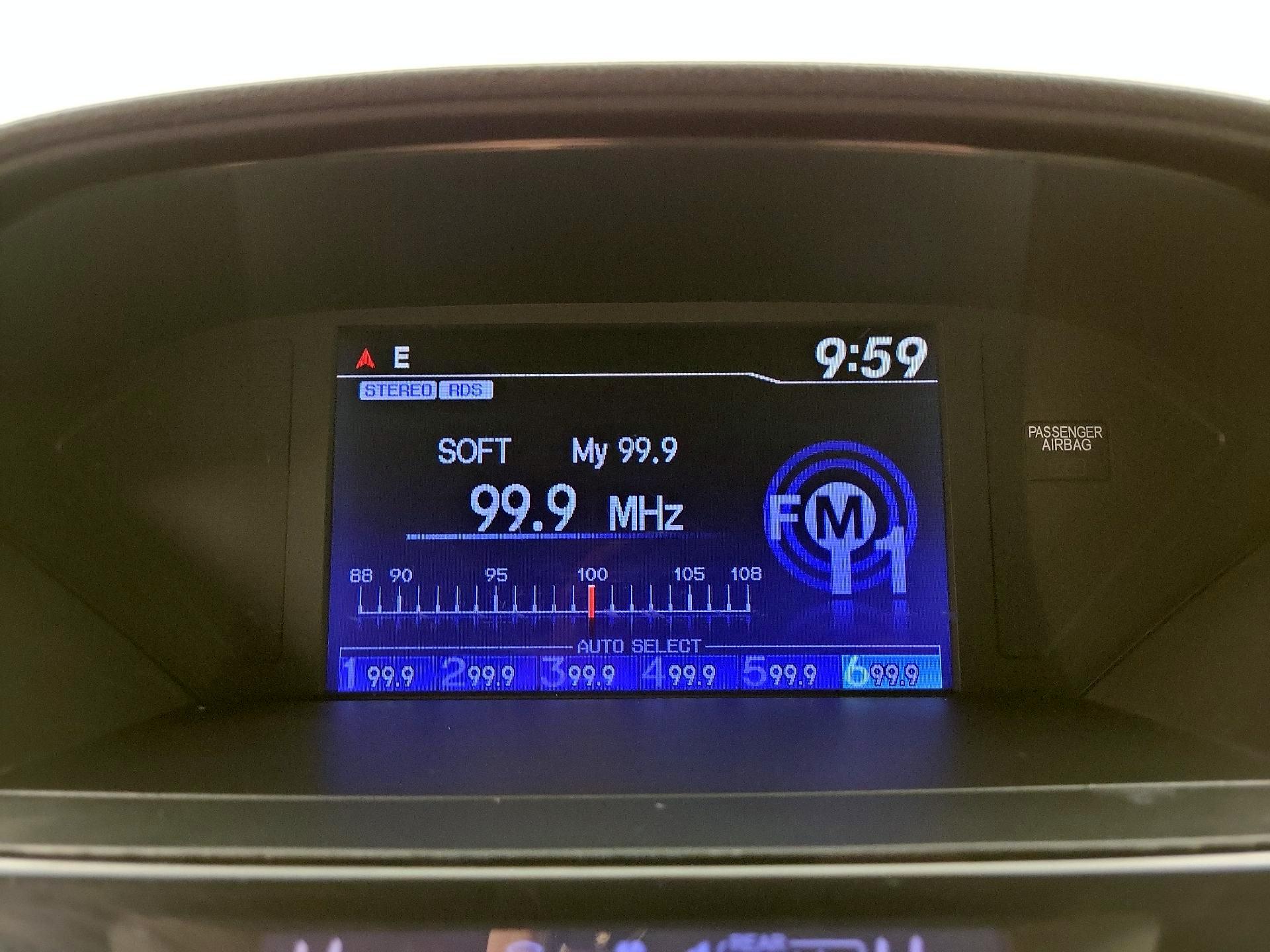 Thumbnail: 2015 Honda Pilot - 15