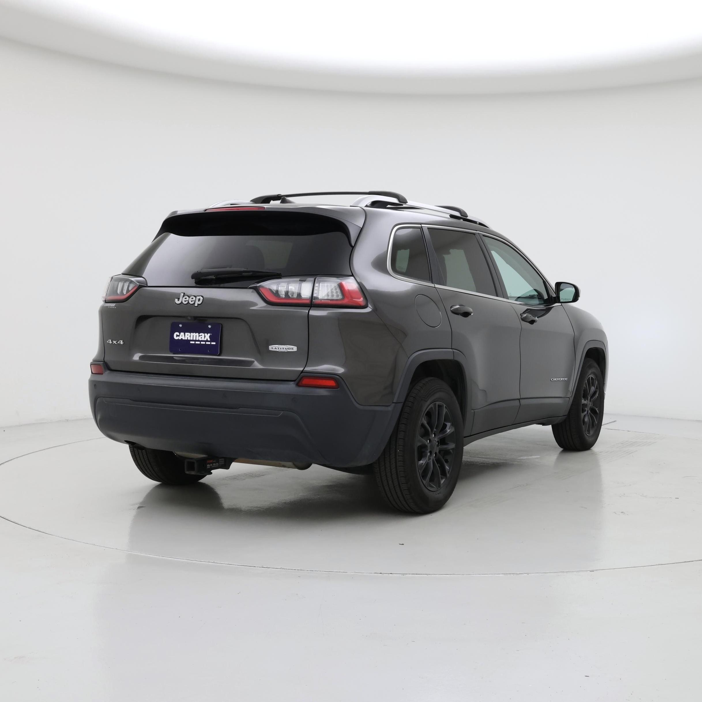 Thumbnail: 2019 Jeep Cherokee - 8
