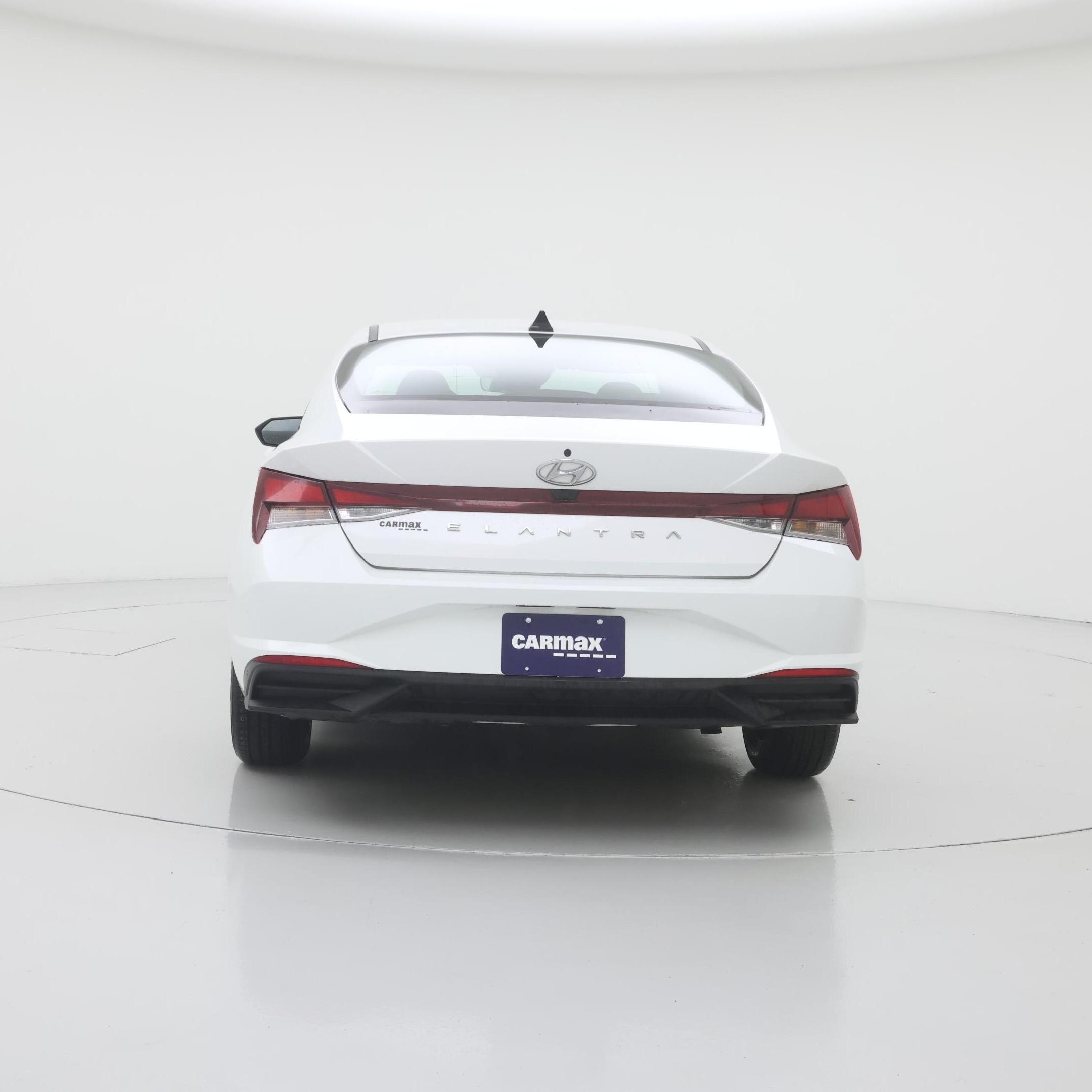 Thumbnail: 2022 Hyundai Elantra - 6