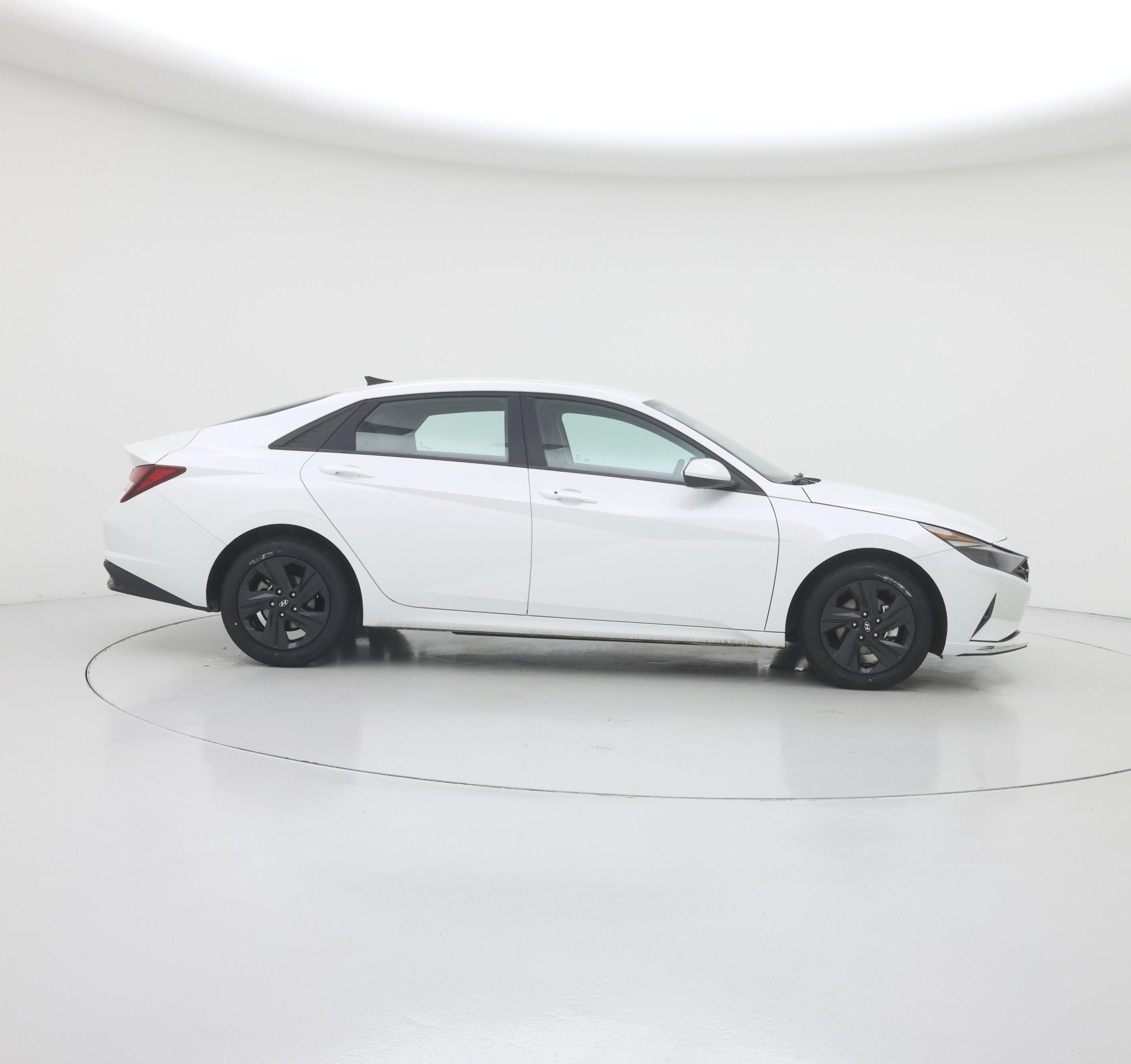 Thumbnail: 2022 Hyundai Elantra - 7