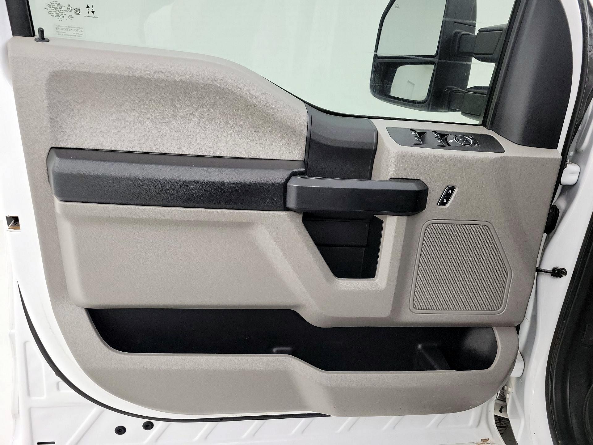 Thumbnail: 2021 Ford F-250 - 12