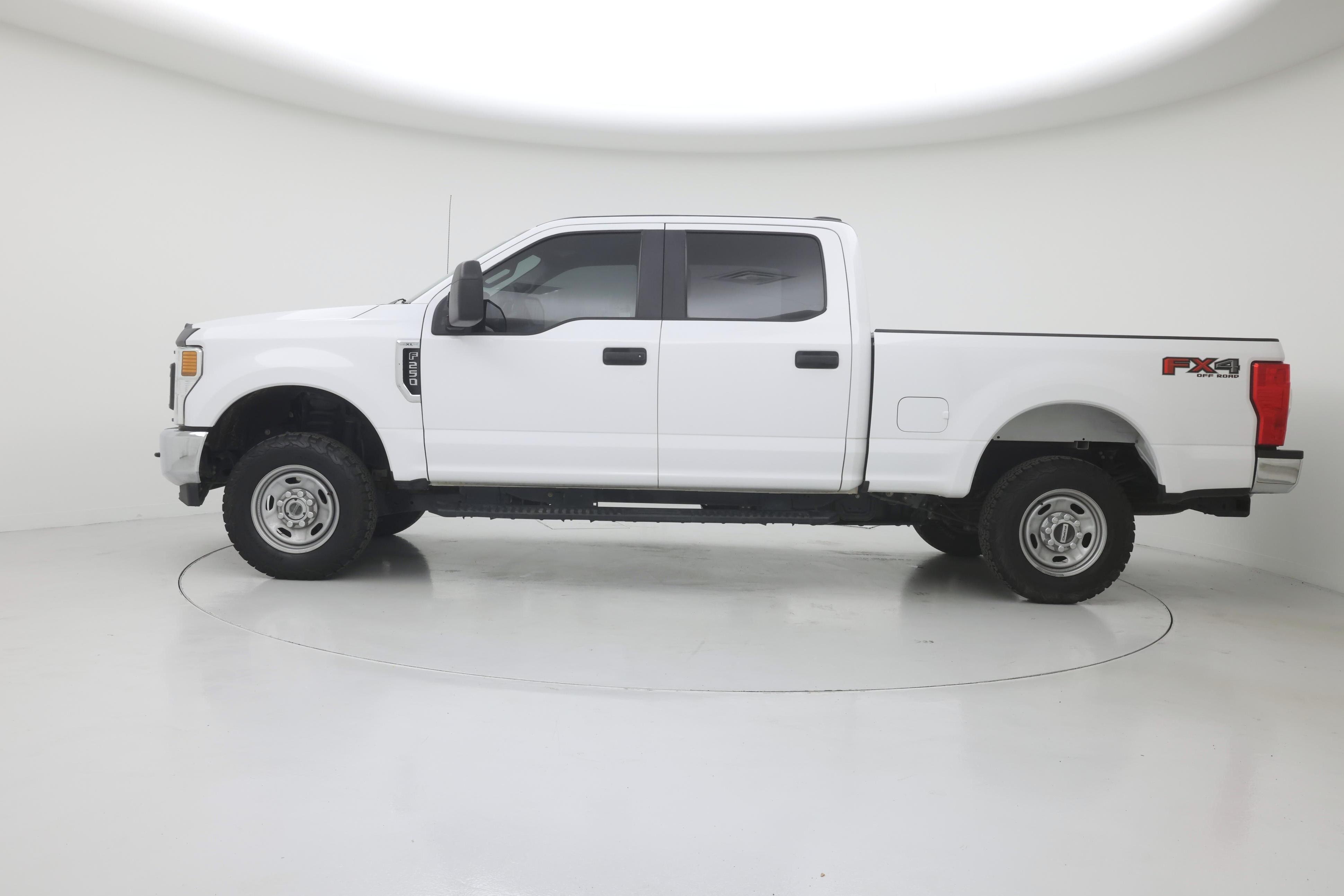 Thumbnail: 2021 Ford F-250 - 3