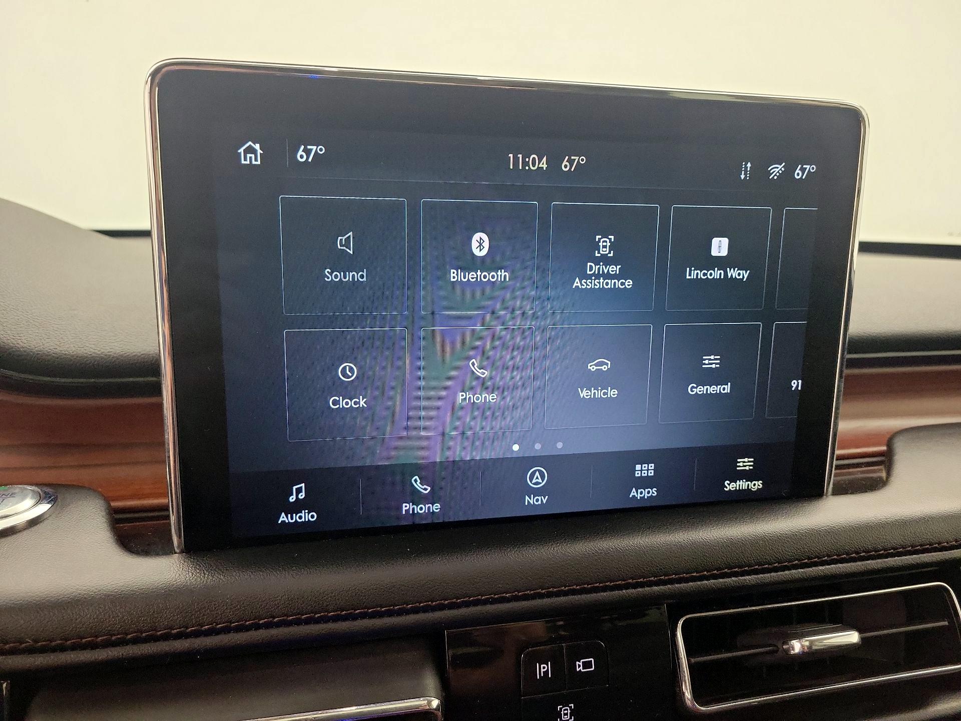 Thumbnail: 2022 Lincoln Aviator - 15