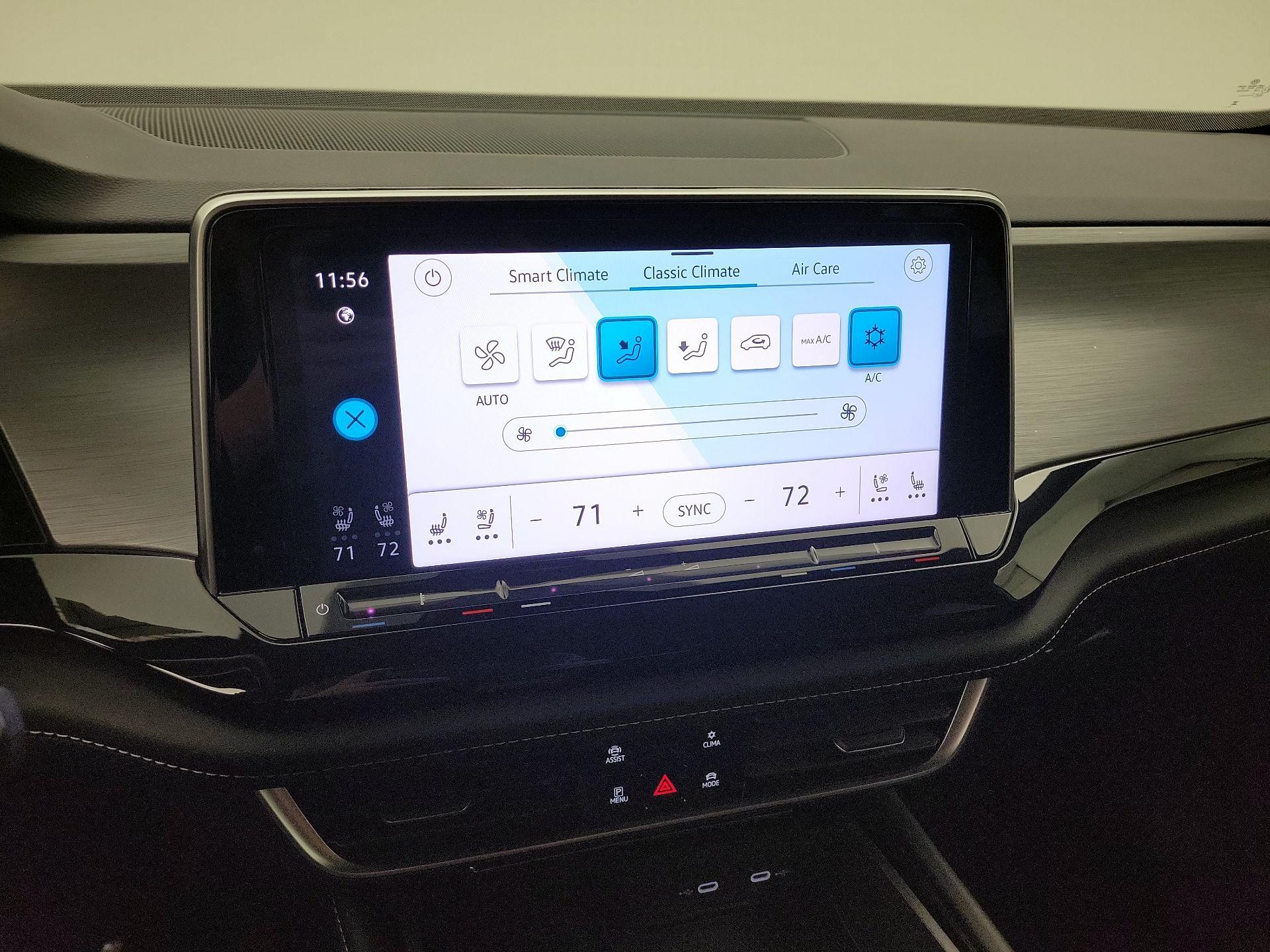 Thumbnail: 2025 Volkswagen Atlas - 16