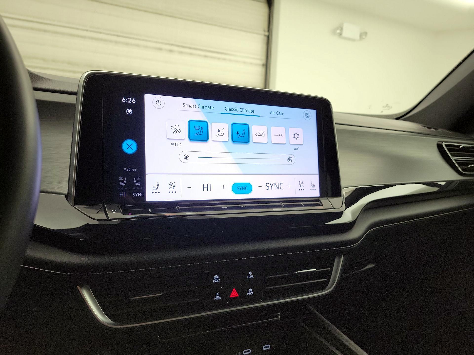 Thumbnail: 2024 Volkswagen Atlas - 16