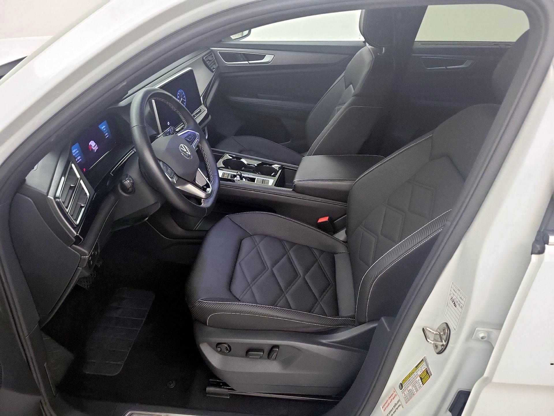 Thumbnail: 2025 Volkswagen Atlas - 11