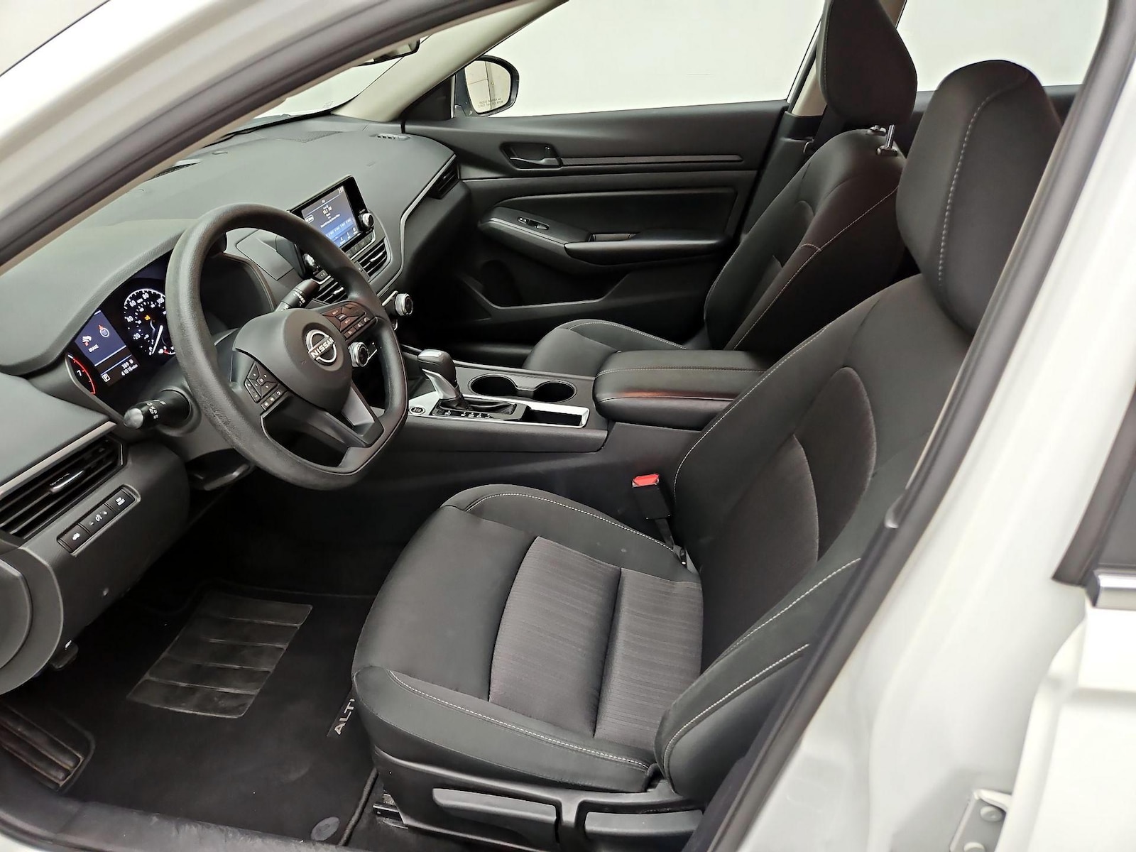 2024 Nissan Altima S - Photo 12