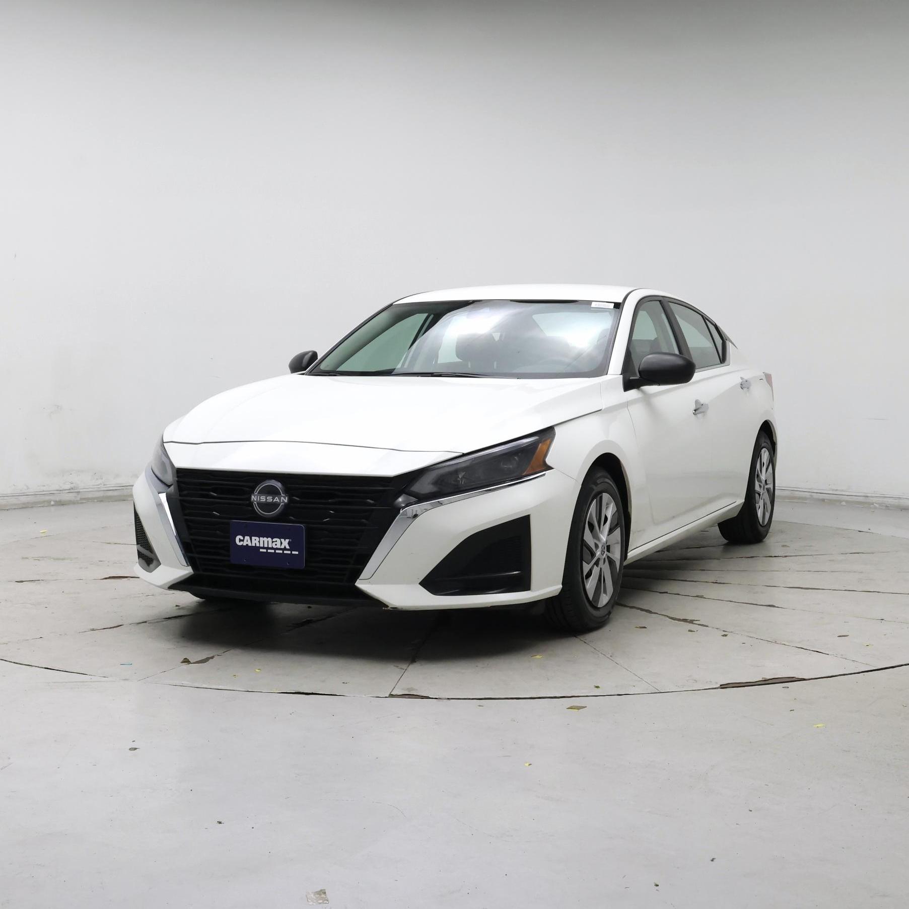 Thumbnail: 2024 Nissan Altima - 4