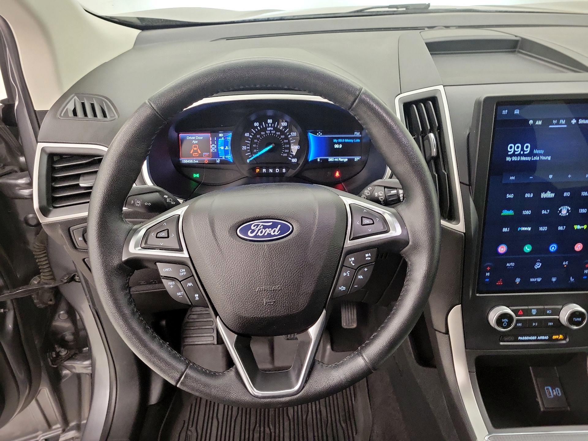 Thumbnail: 2021 Ford Edge - 10