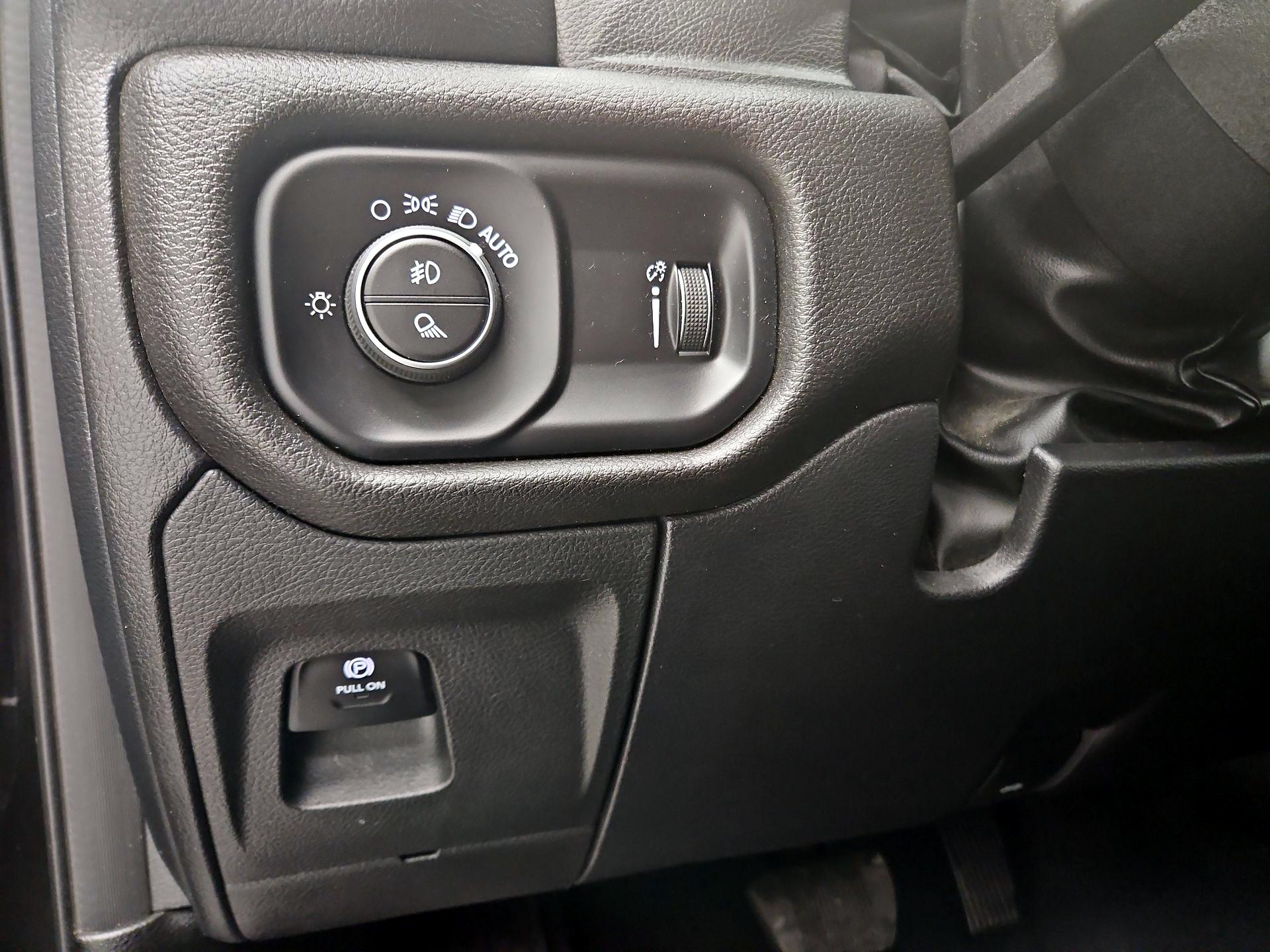 Thumbnail: 2025 RAM 1500 - 13