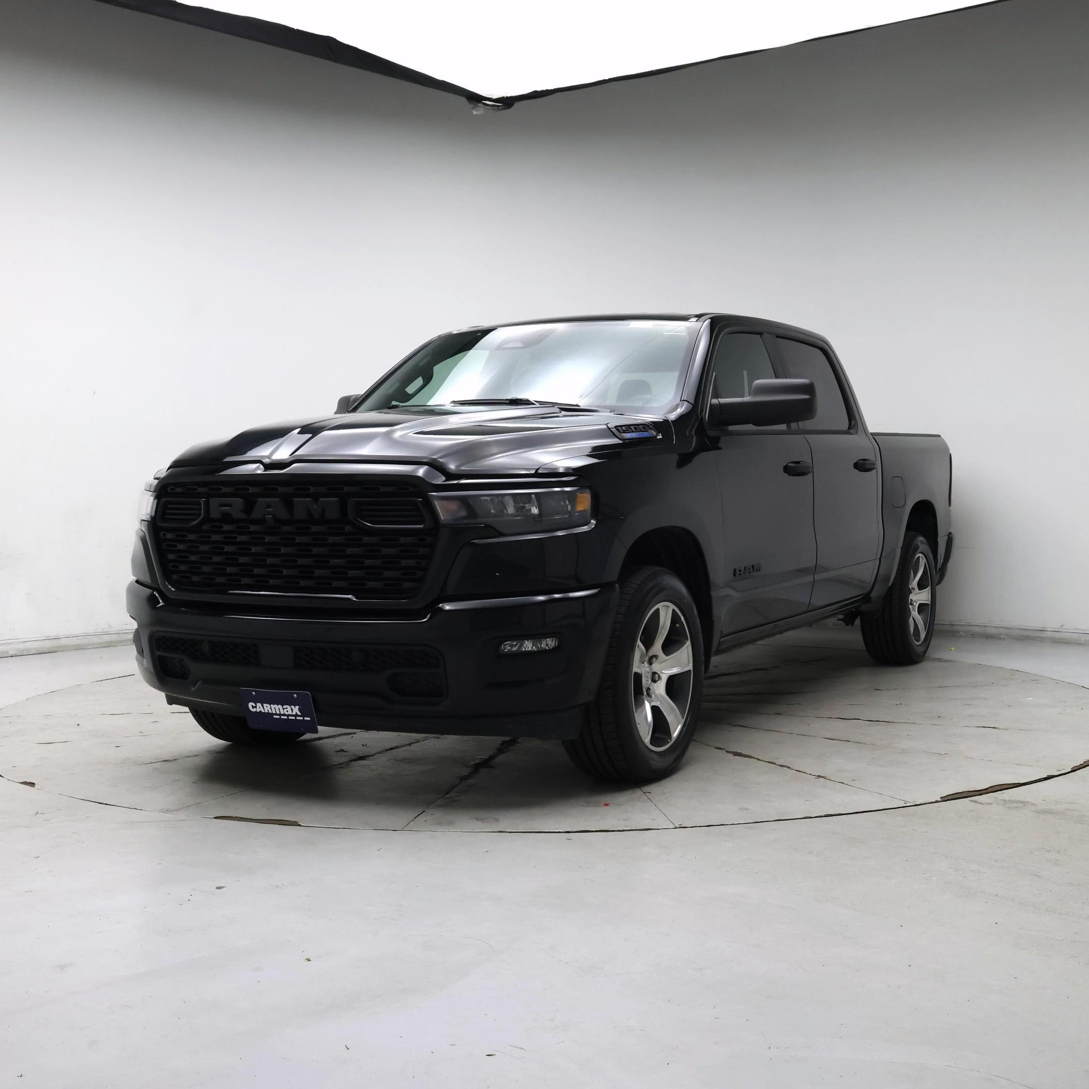 Thumbnail: 2025 RAM 1500 - 4
