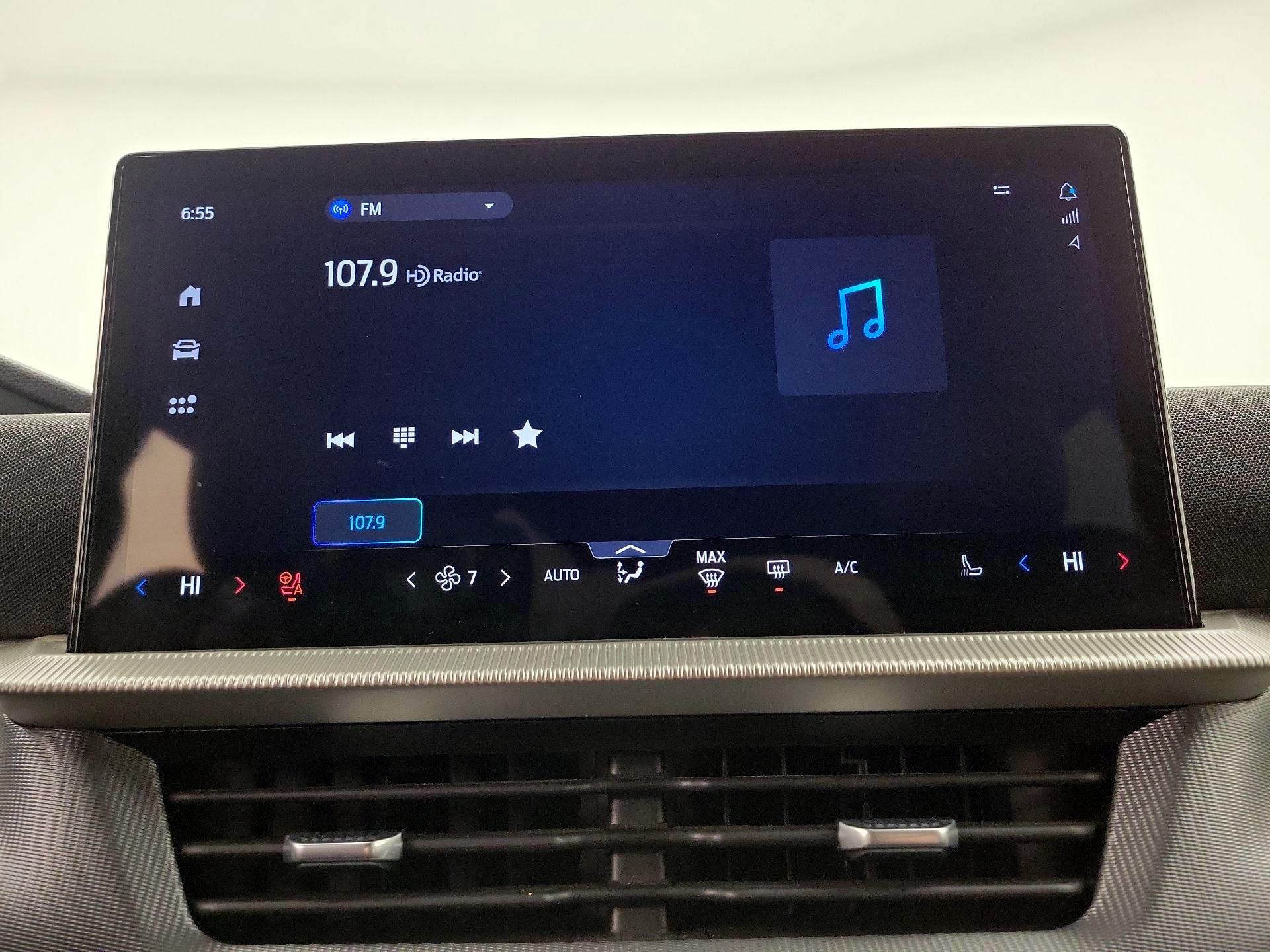 Thumbnail: 2025 Ford Explorer - 15