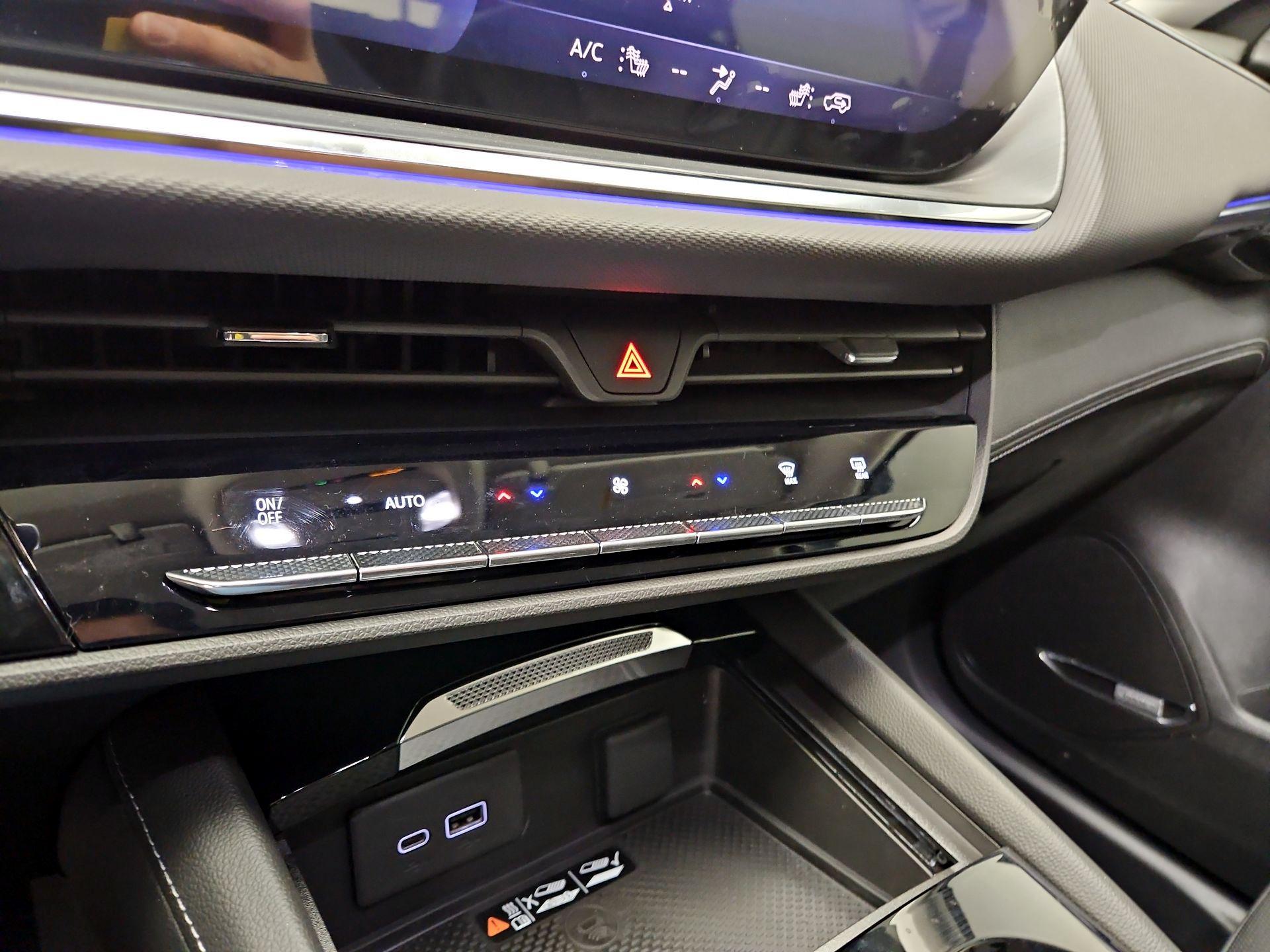 Thumbnail: 2024 Buick Envision - 17