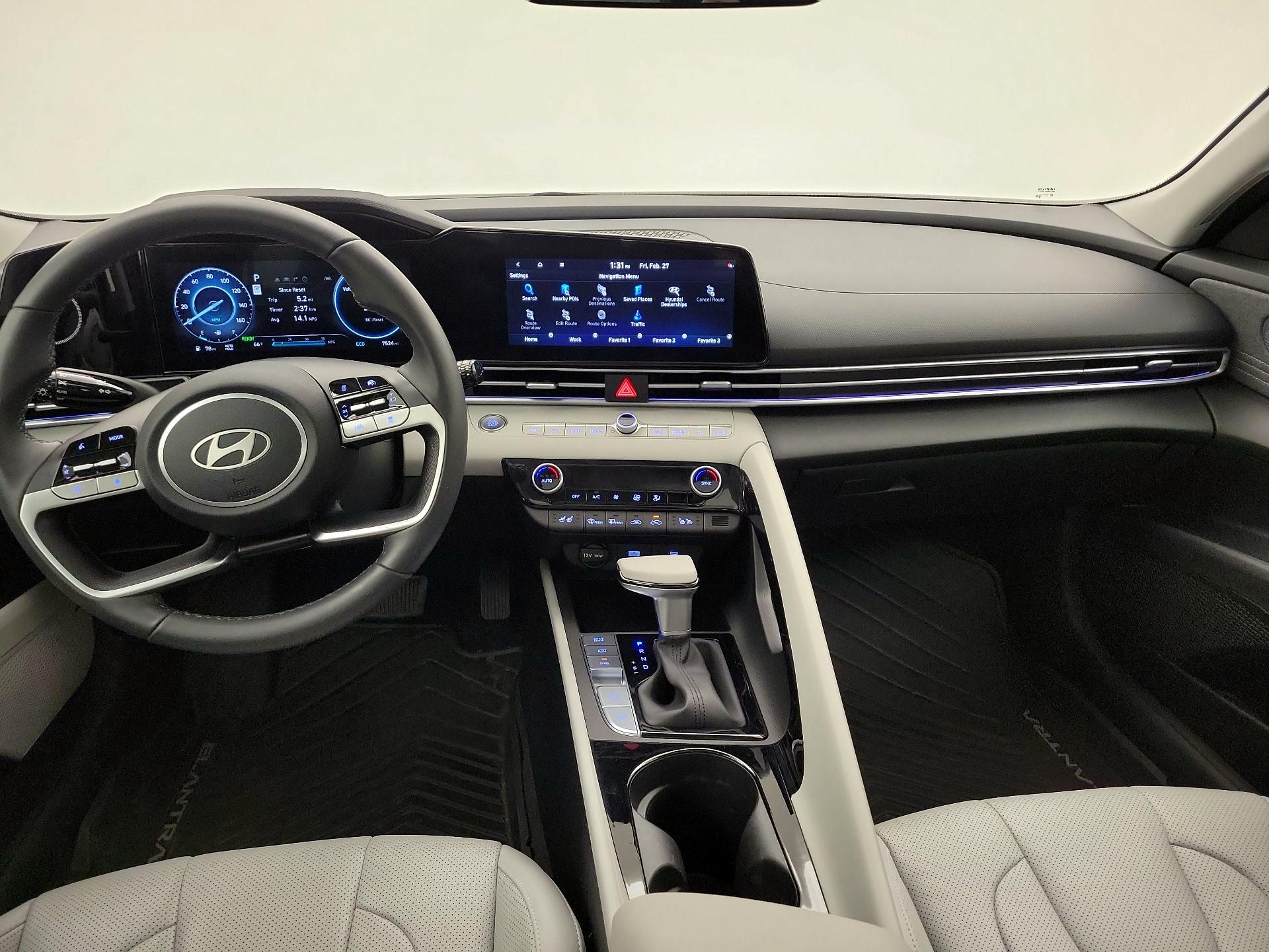 Thumbnail: 2024 Hyundai Elantra - 9