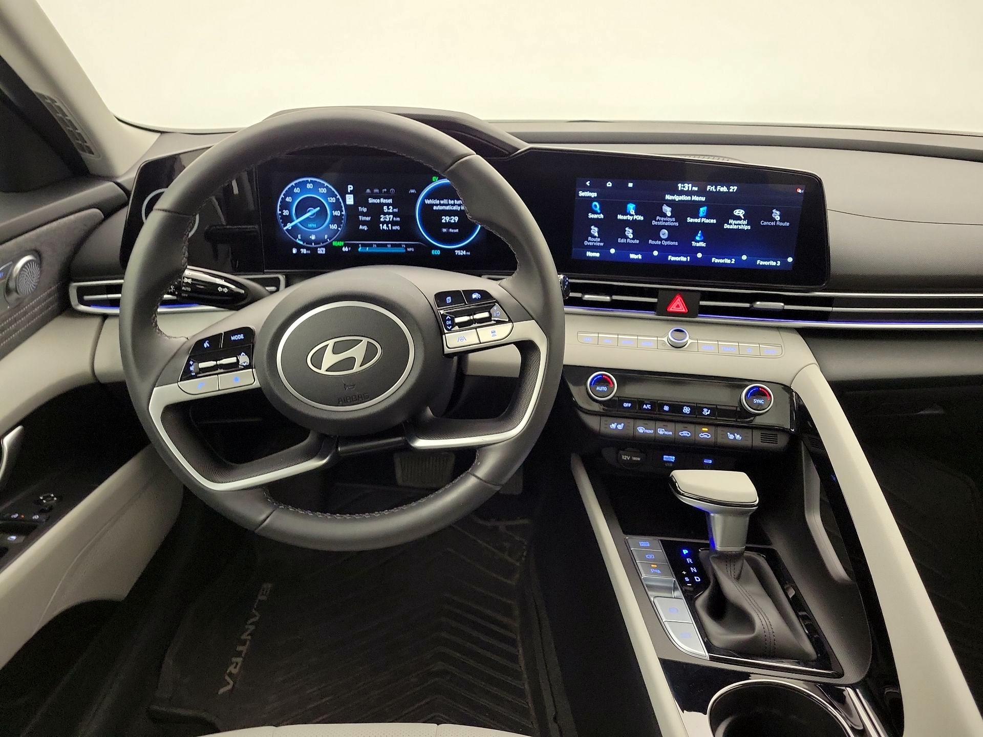 Thumbnail: 2024 Hyundai Elantra - 10