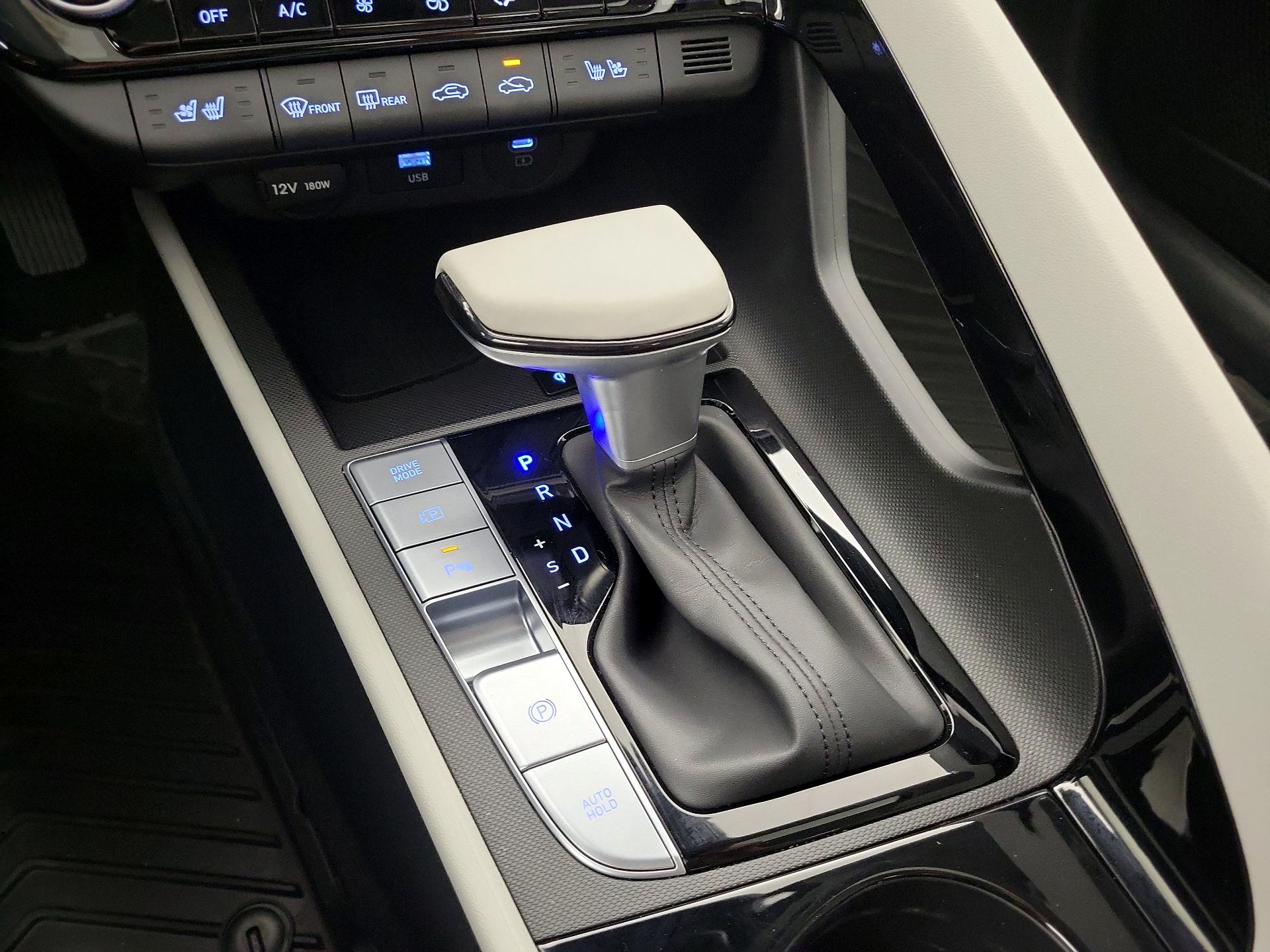 Thumbnail: 2024 Hyundai Elantra - 18