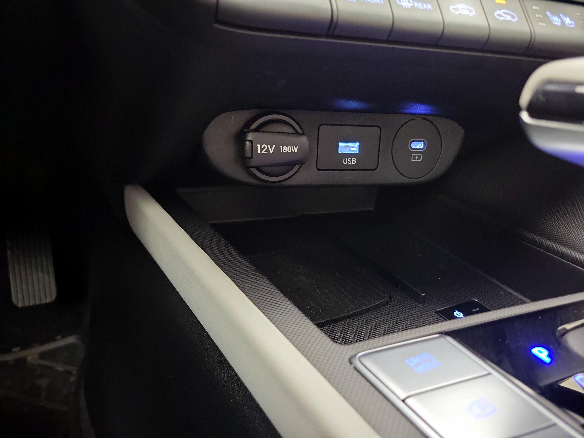 Thumbnail: 2024 Hyundai Elantra - 19