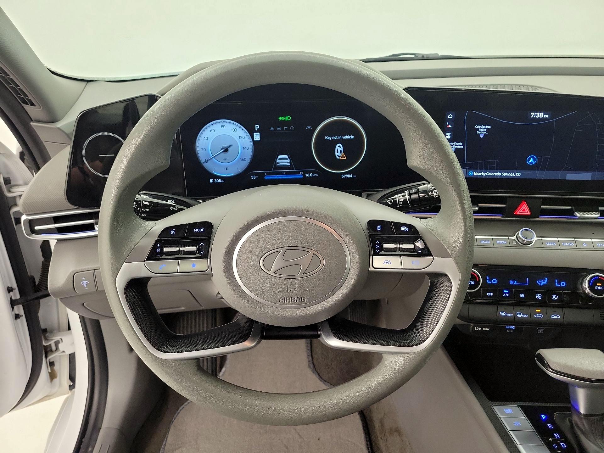 Thumbnail: 2024 Hyundai Elantra - 10