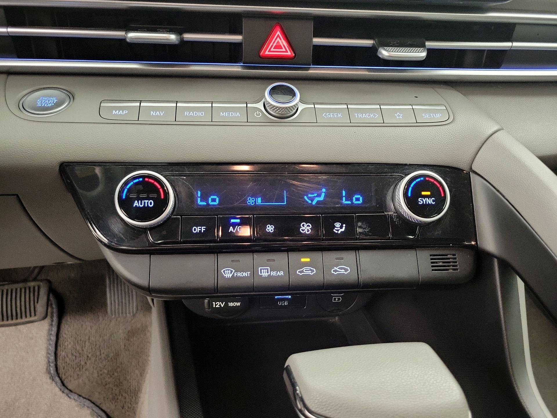 Thumbnail: 2024 Hyundai Elantra - 17