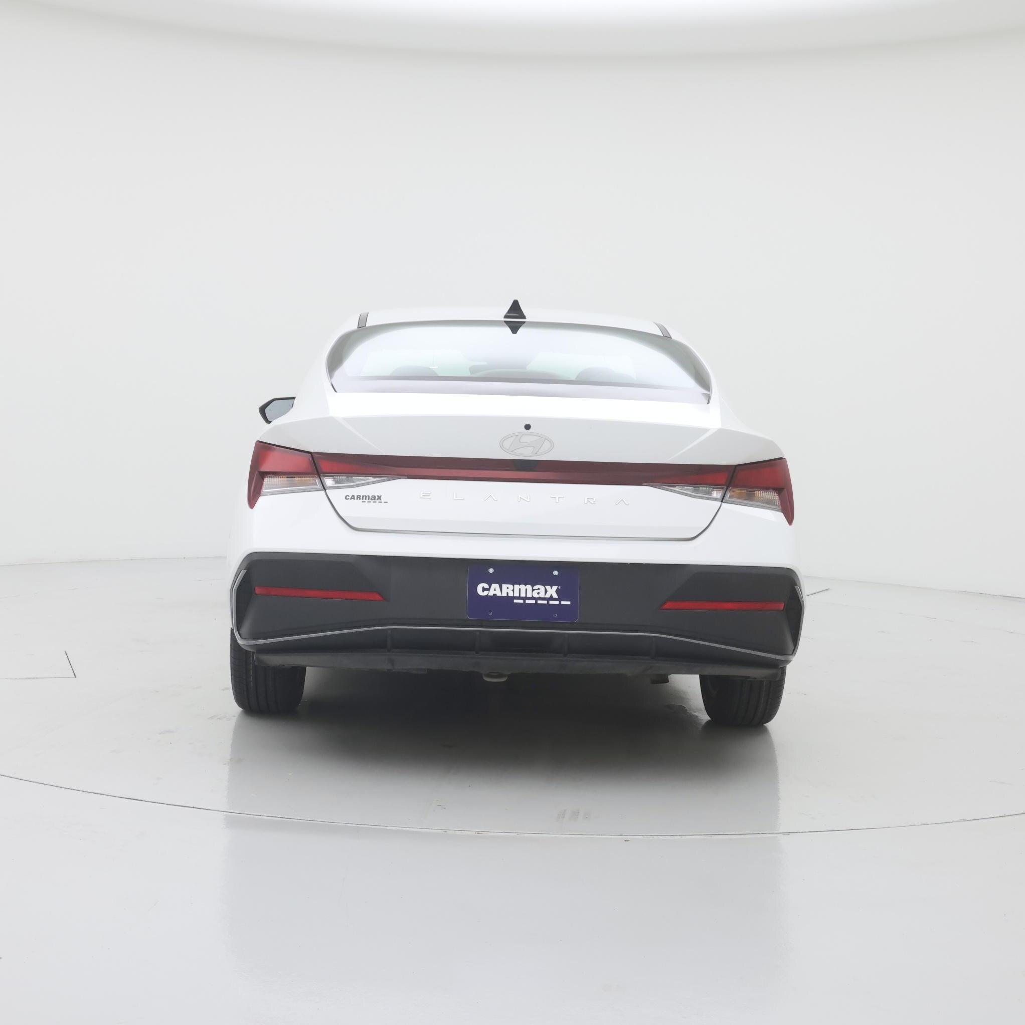 Thumbnail: 2024 Hyundai Elantra - 6